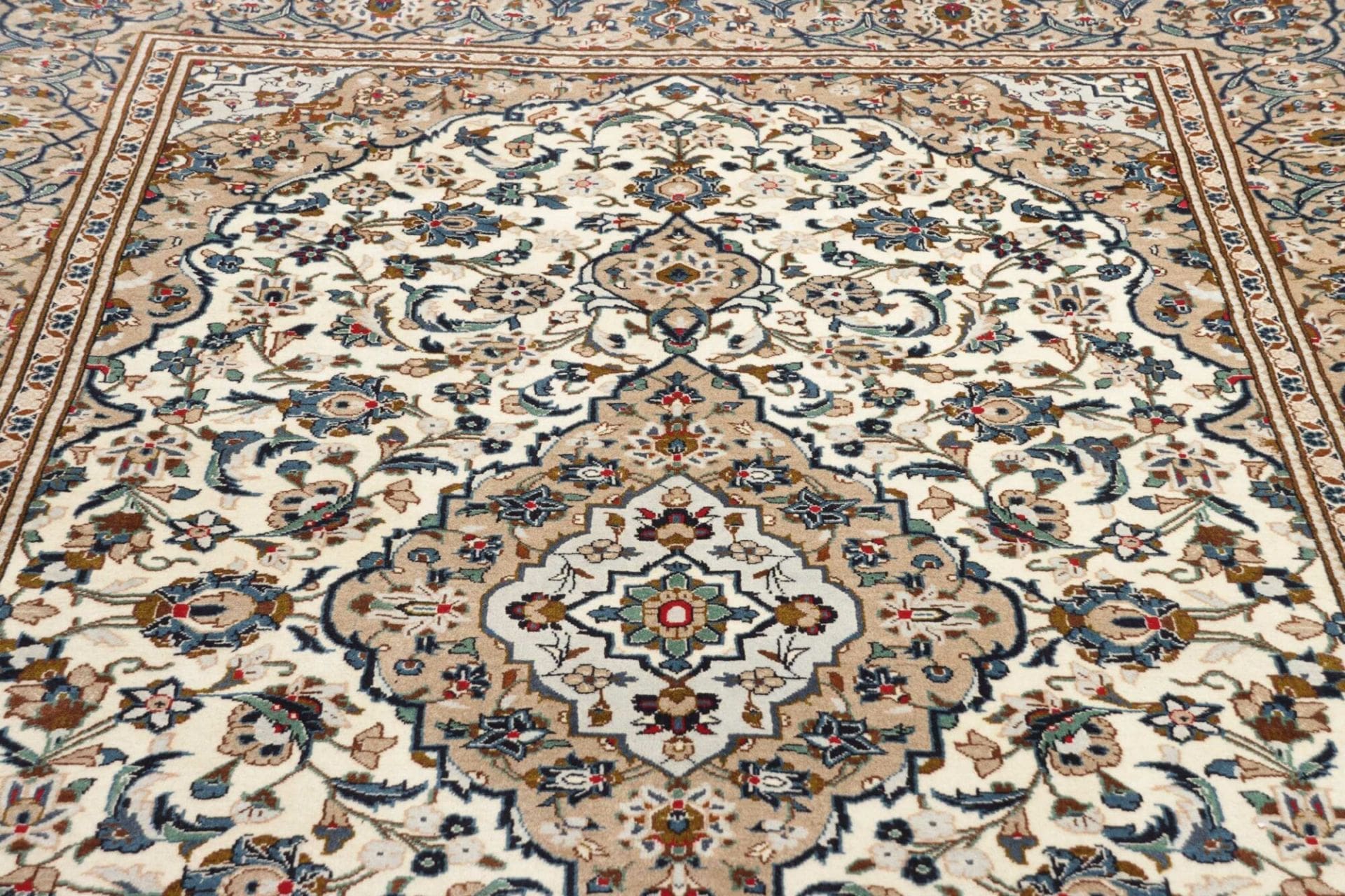 Kashan Perserteppich aus Iran, 200 × 306 cm