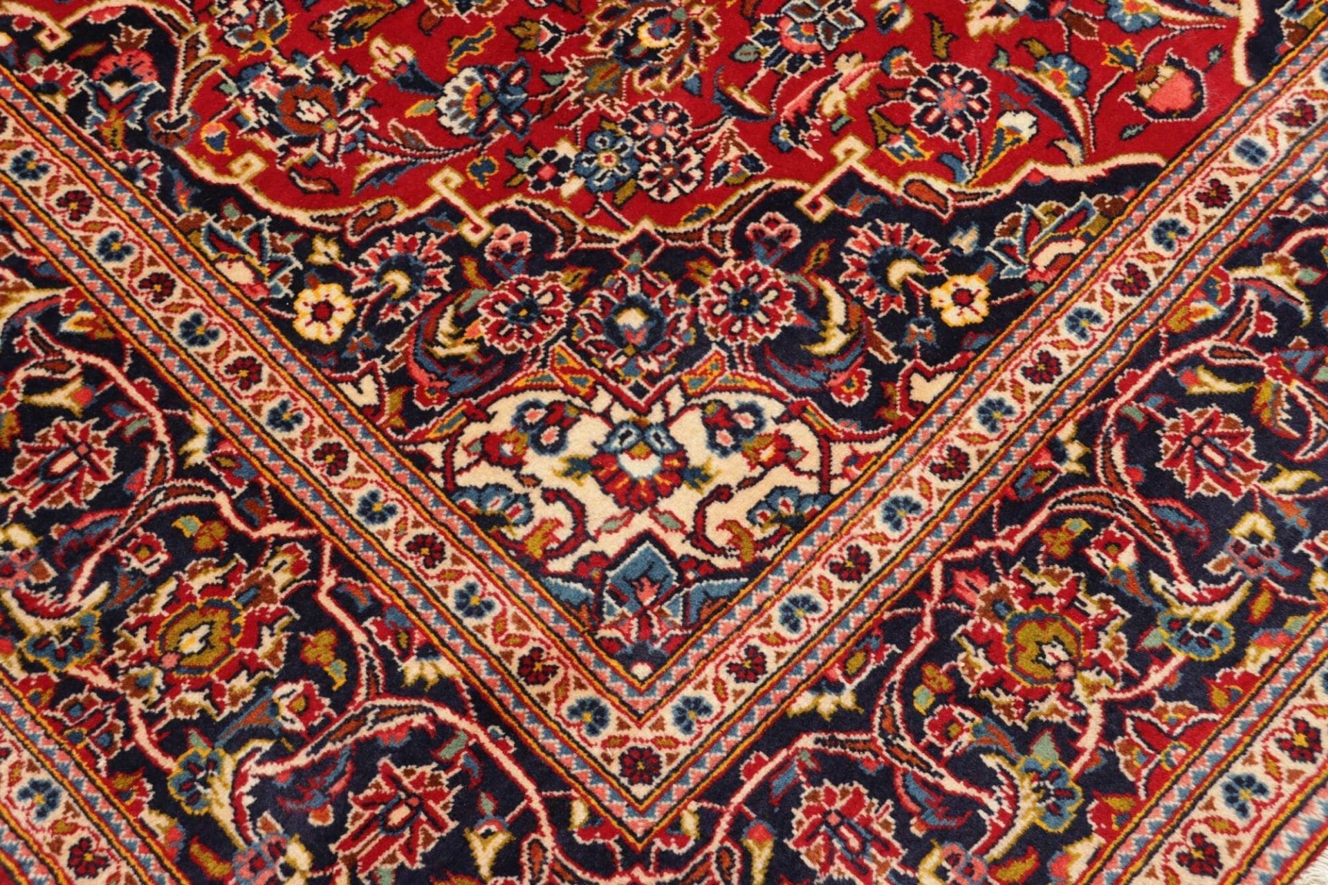 Kashan Perserteppich 200 × 305 cm aus Wolle, handgeknüpft