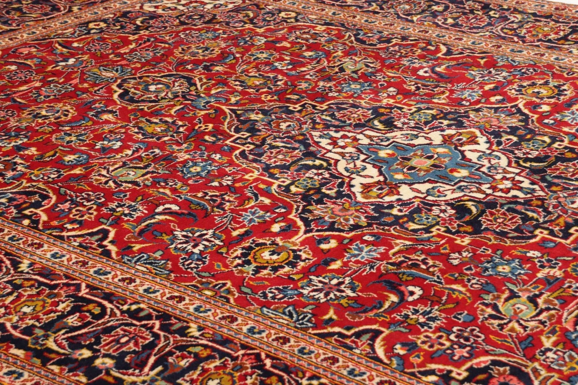 Kashan Perserteppich 200 × 305 cm aus Wolle, handgeknüpft