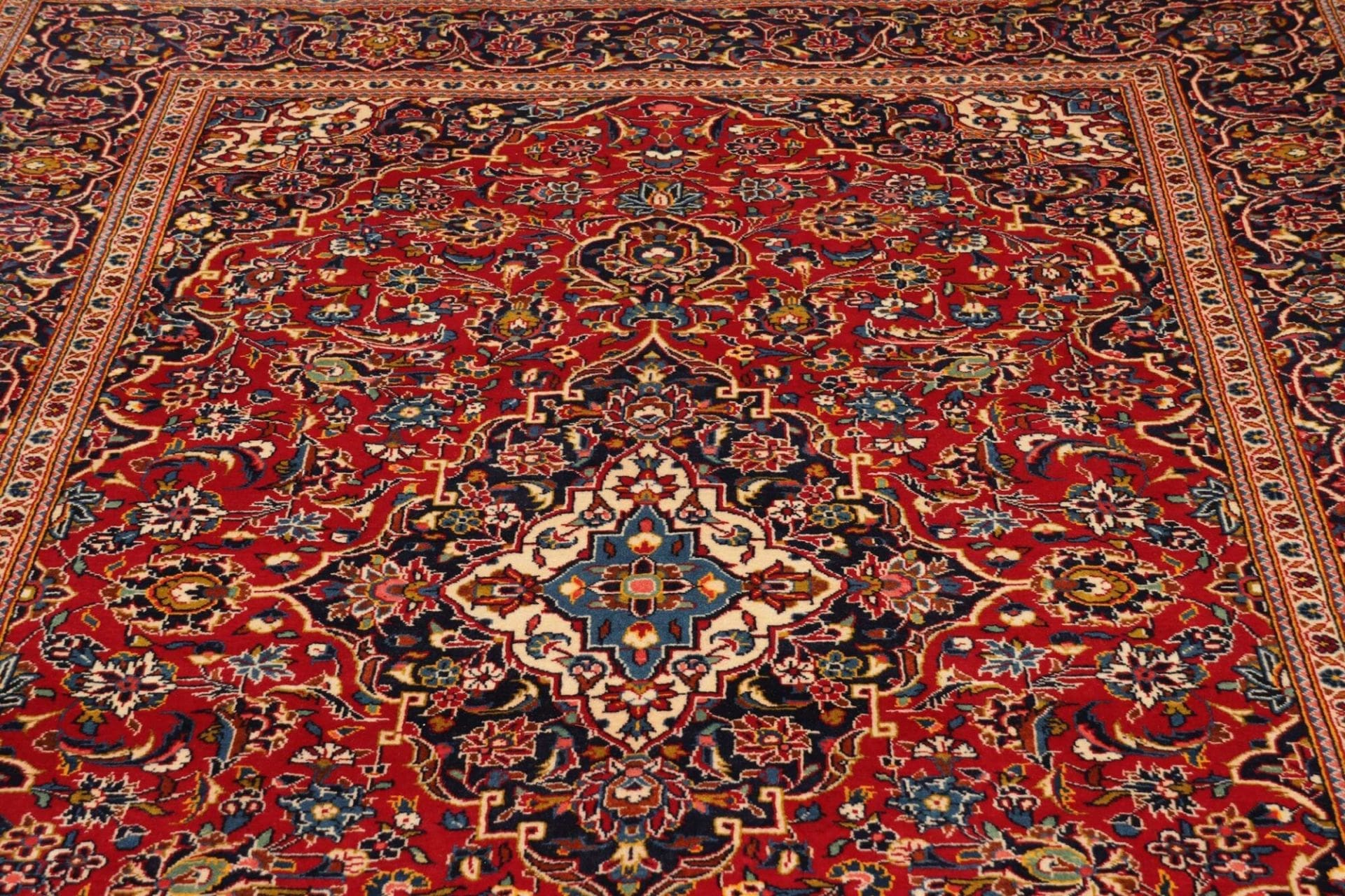 Kashan Perserteppich 200 × 305 cm aus Wolle, handgeknüpft
