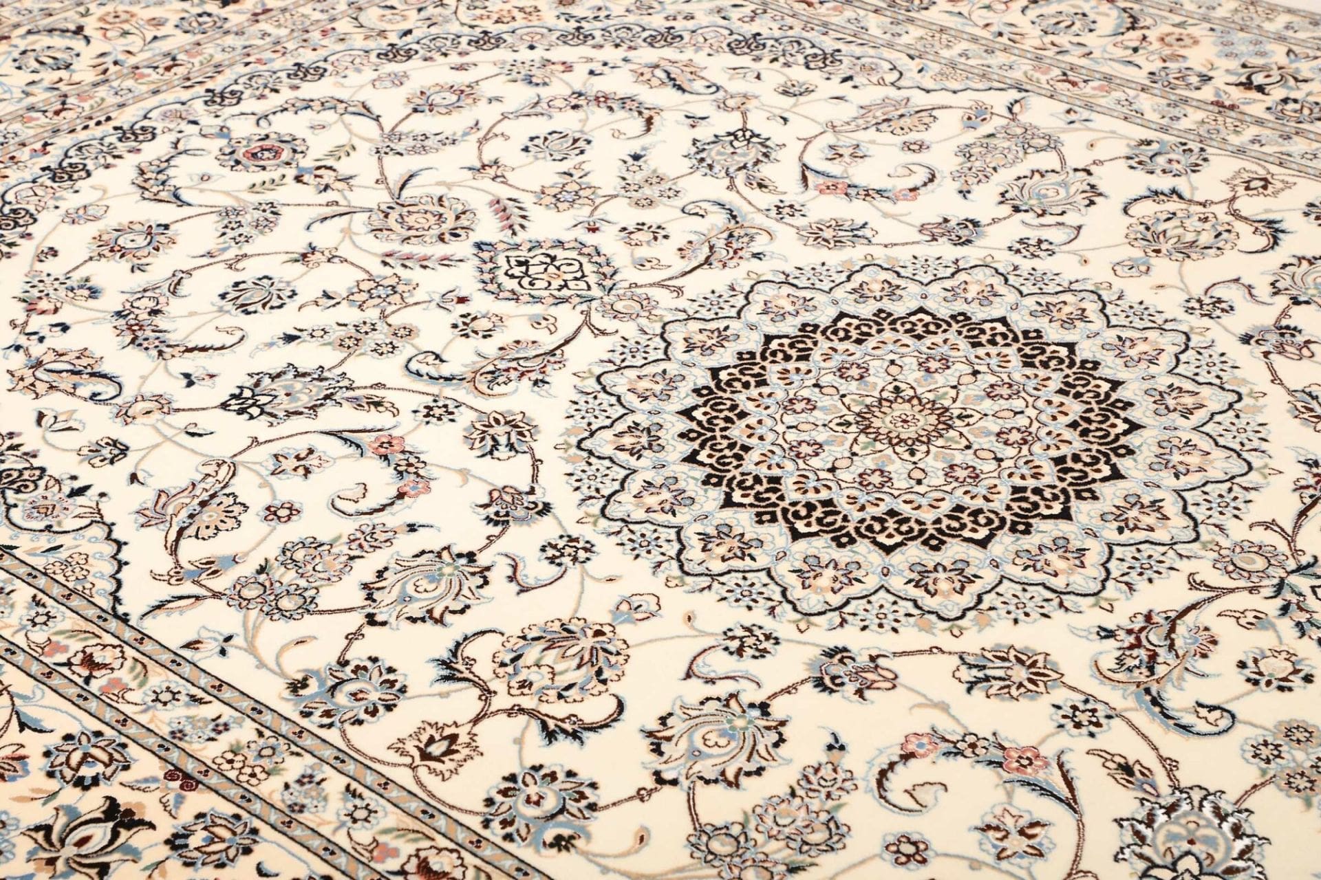 Handgeknüpfter Nain Perserteppich, 215 × 314 cm, Wolle