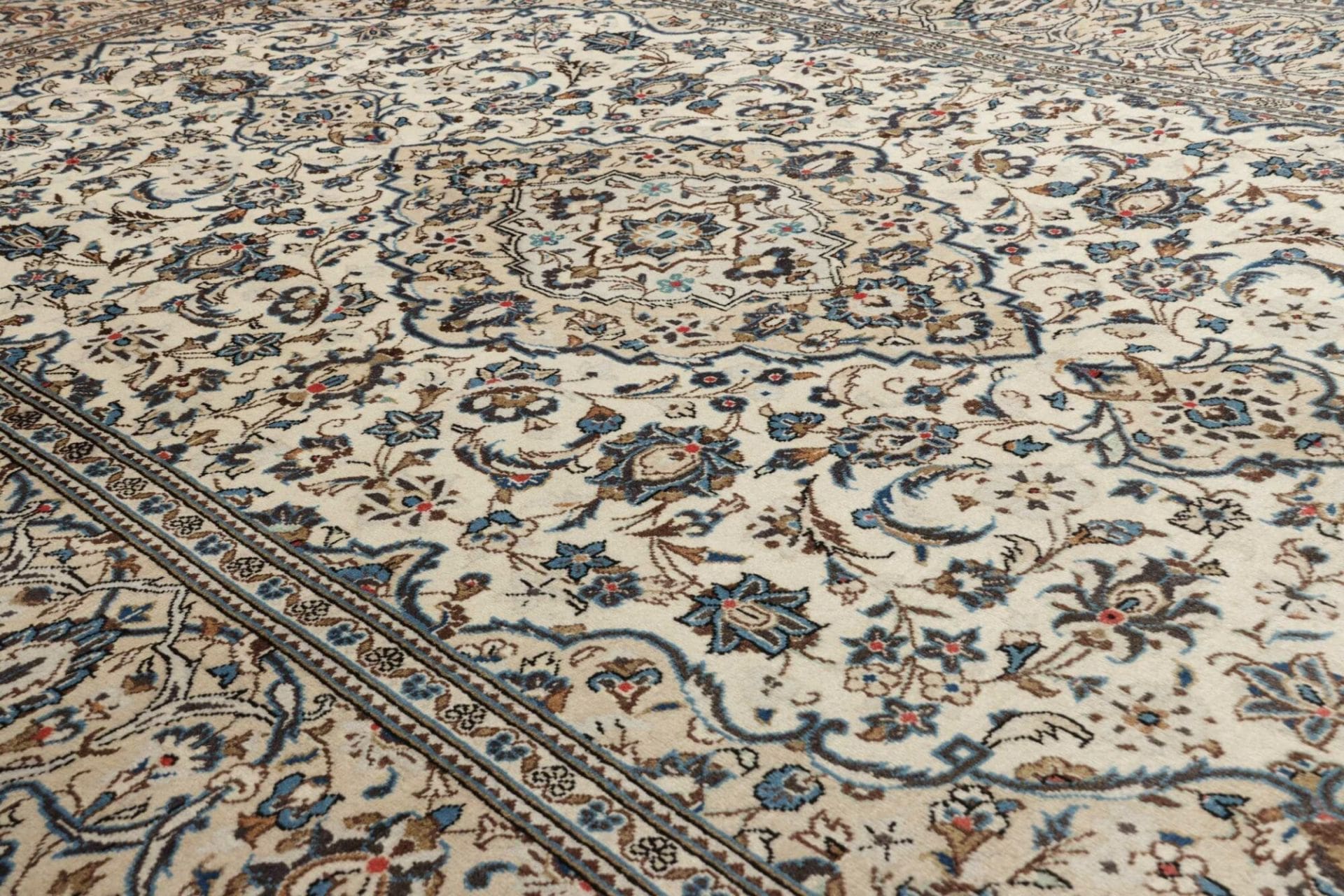 Kashan Perserteppich 207 × 298 cm aus Wolle, handgeknüpft