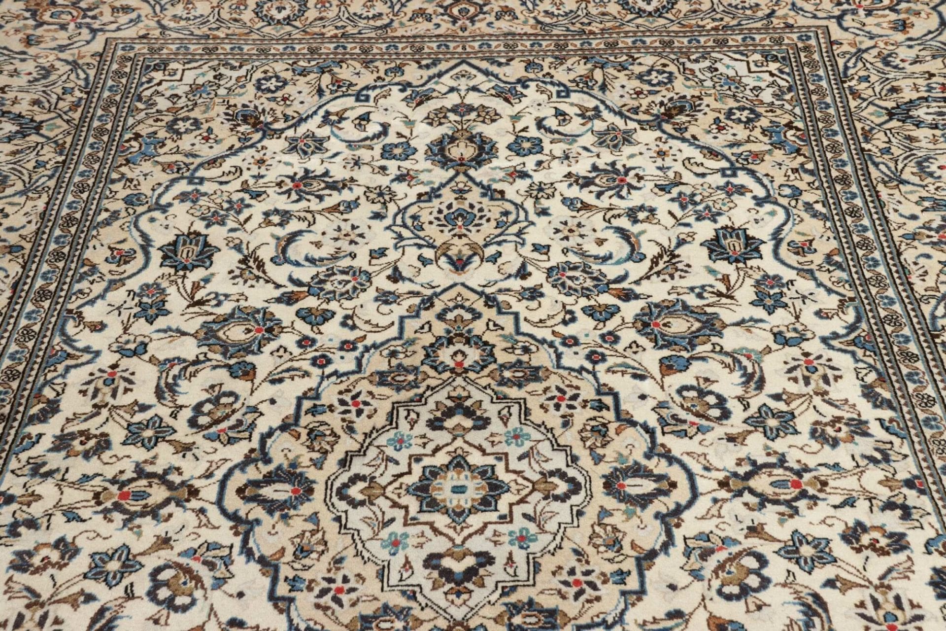 Kashan Perserteppich 207 × 298 cm aus Wolle, handgeknüpft