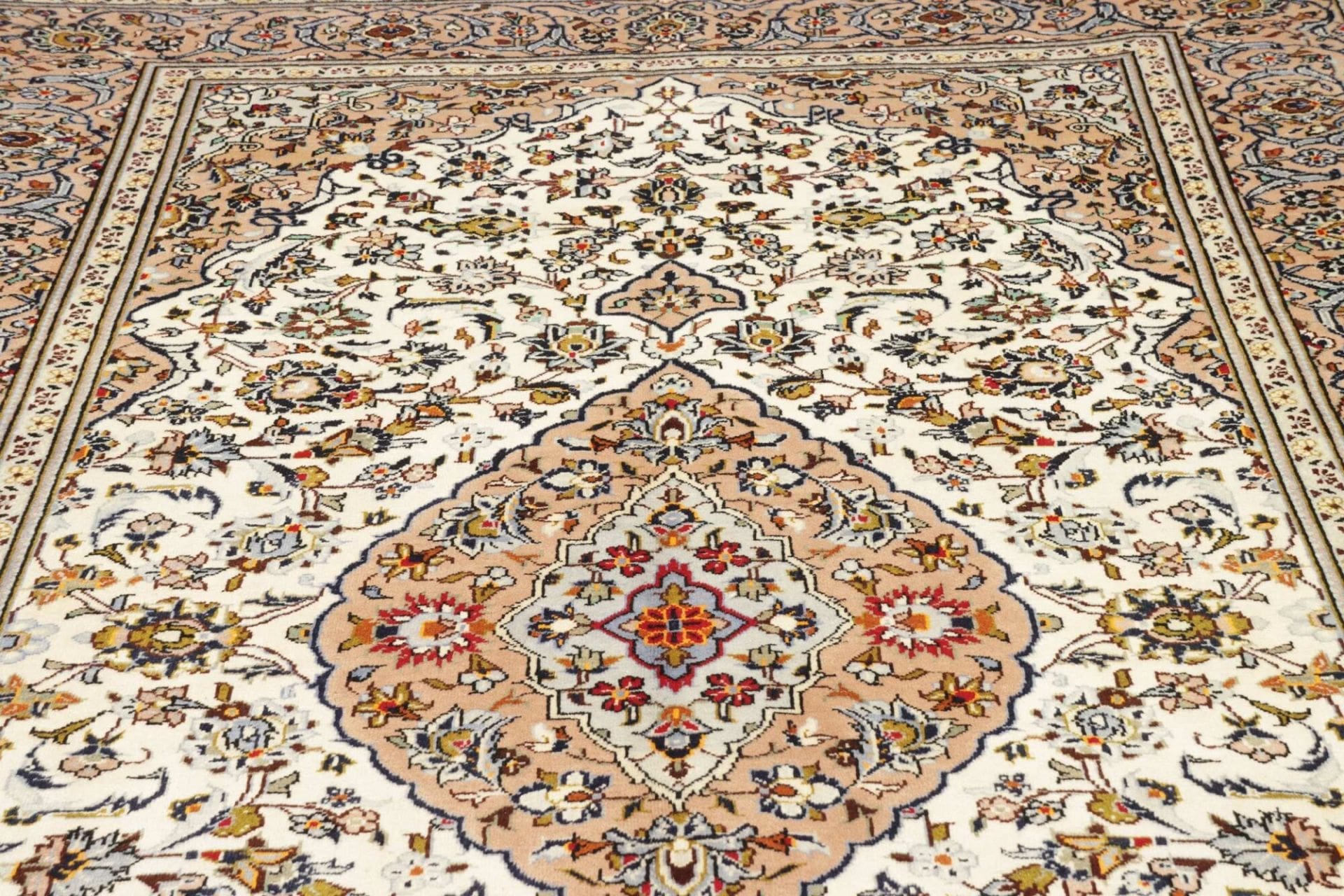 Kashan Perserteppich aus Iran, 198 × 315 cm