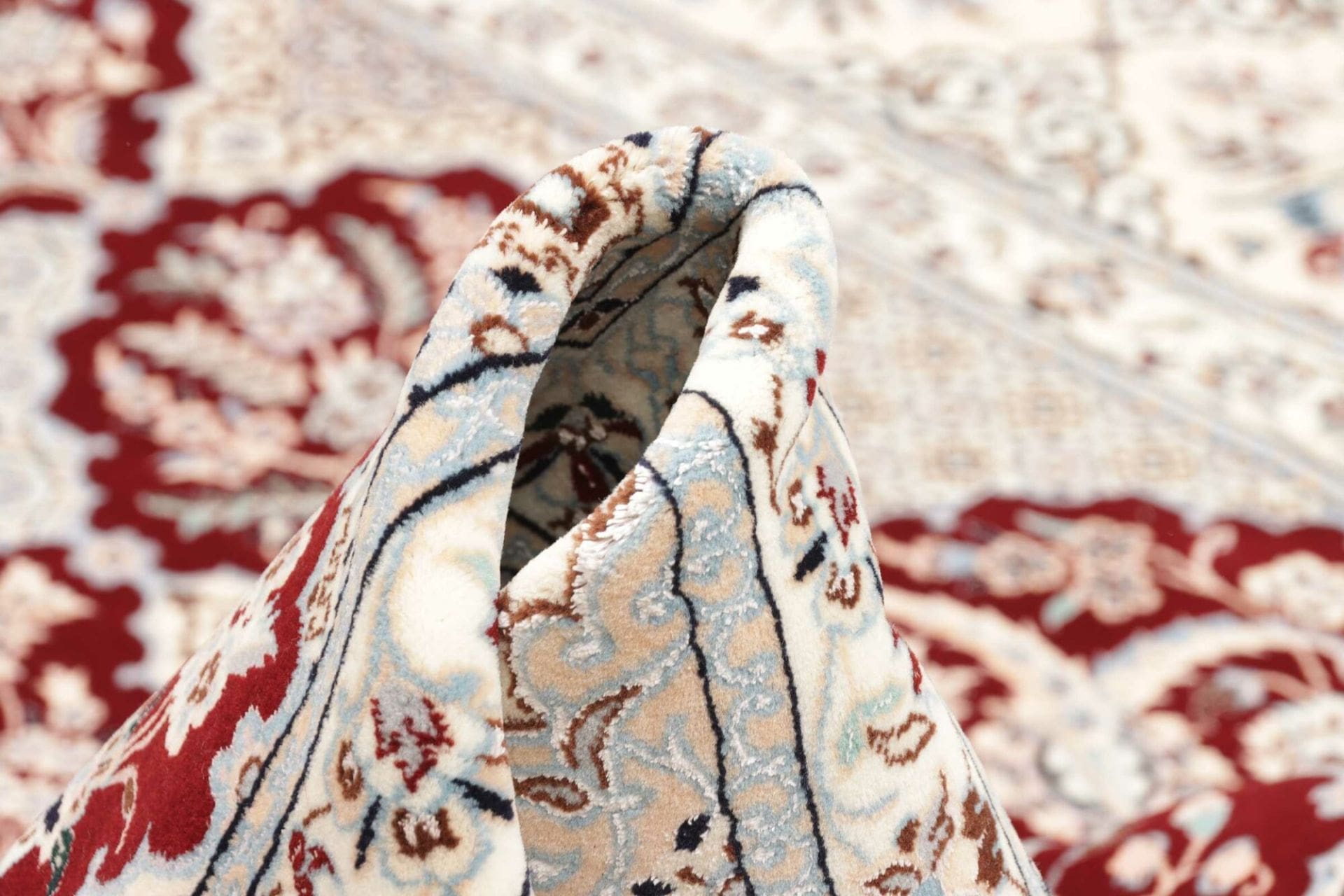 Nain Perserteppich aus Iran, 209 × 308 cm