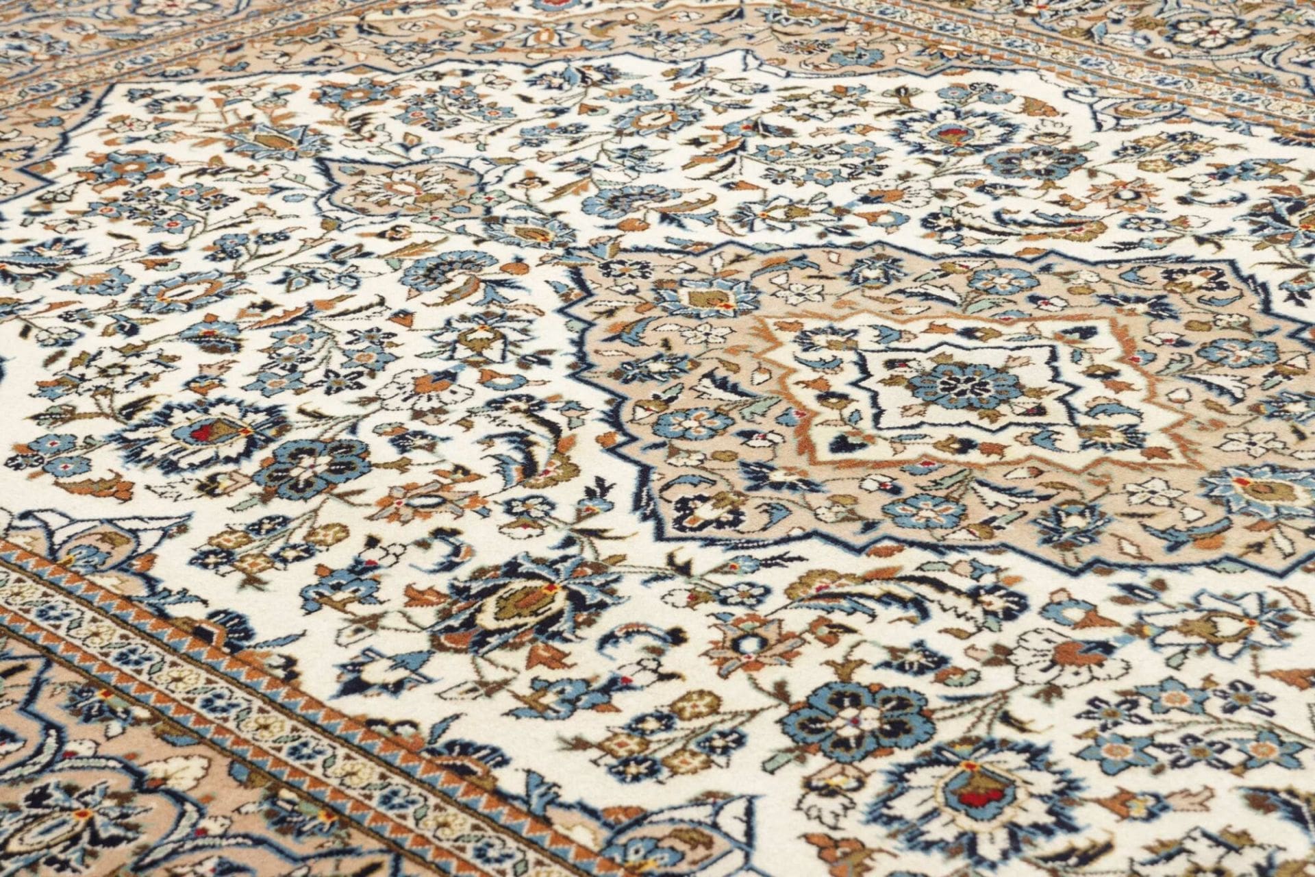 Kashan Perserteppich aus Iran, 203 × 304 cm