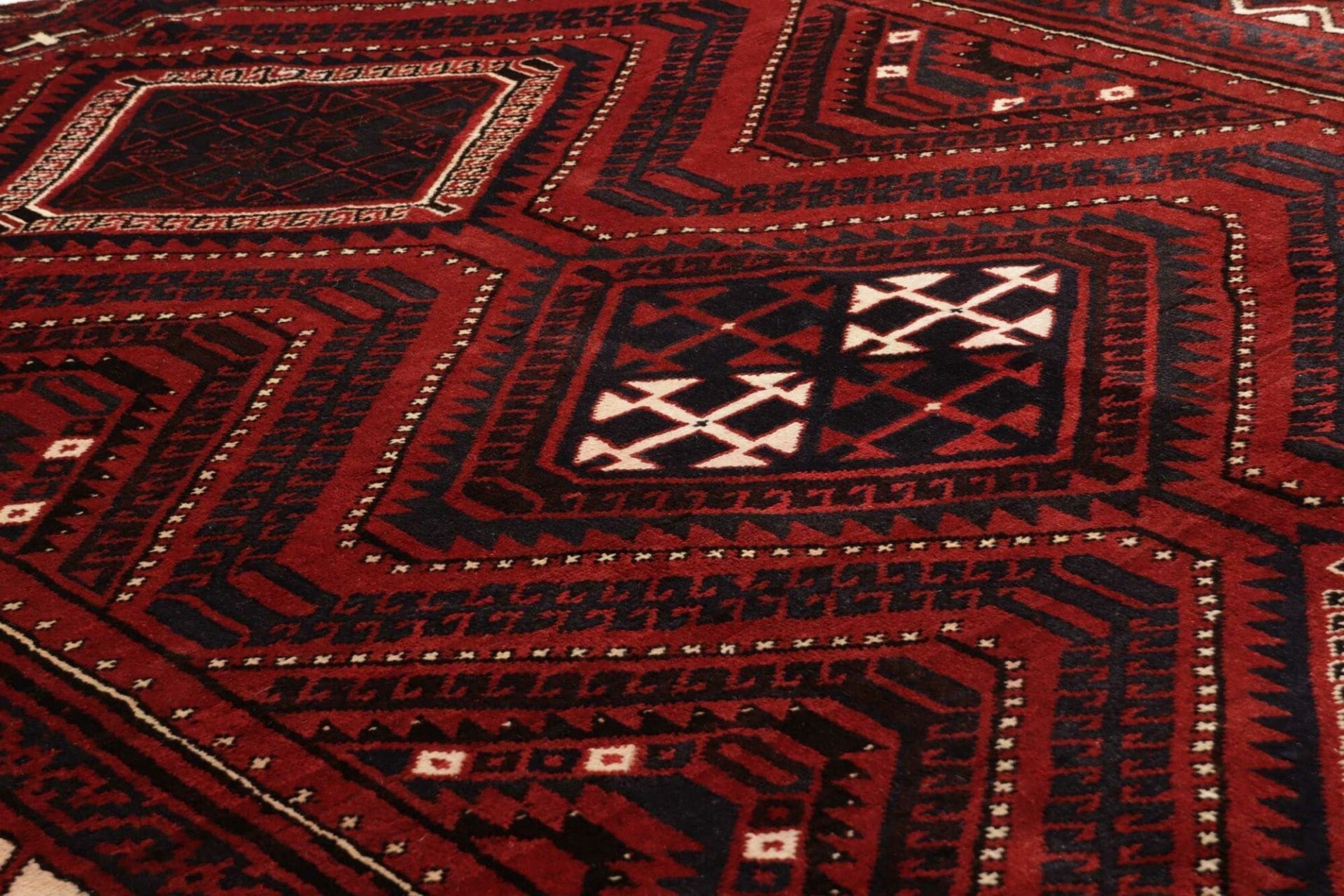 Loribaft Perserteppich 223 × 307 cm aus Wolle, handgeknüpft