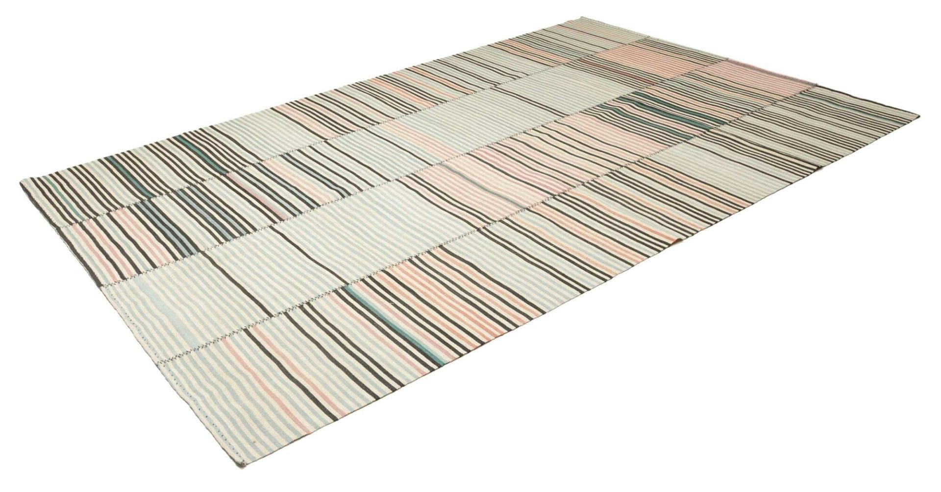 Handgewebter Kelim Perserteppich 203 × 305 cm