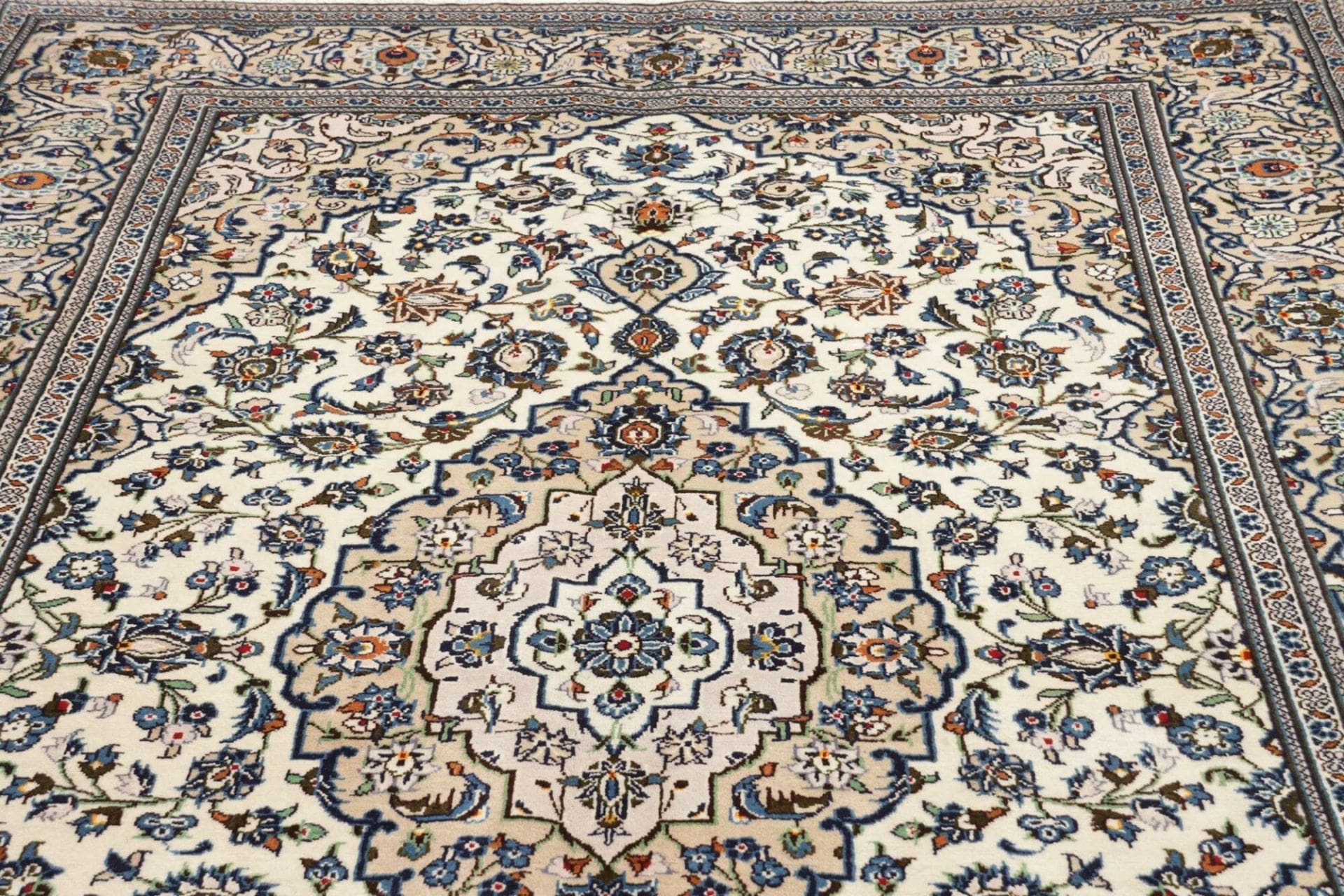 Kashan Perserteppich 199 × 312 cm aus Wolle, handgeknüpft