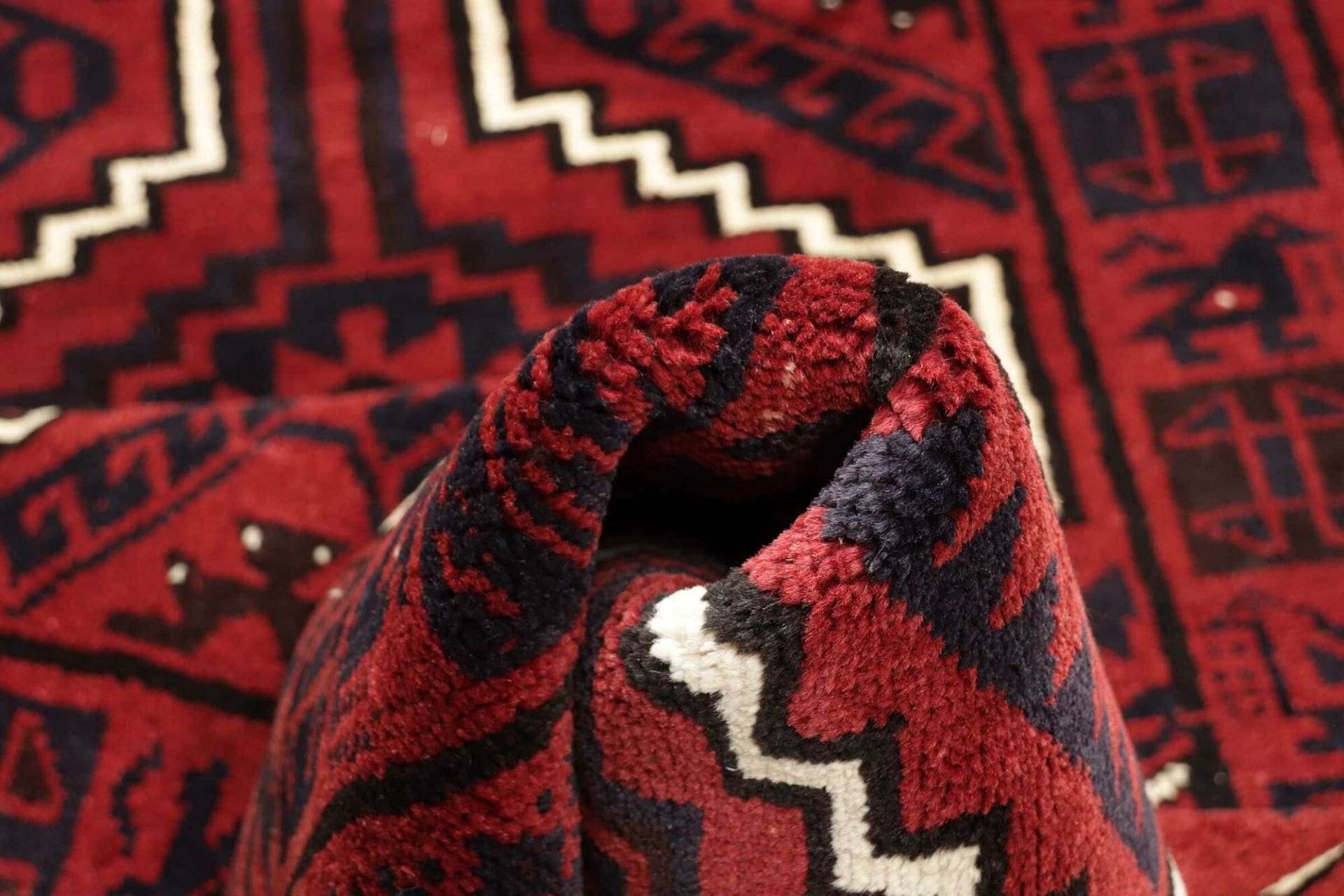 Loribaft Perserteppich aus Iran, 225 × 322 cm