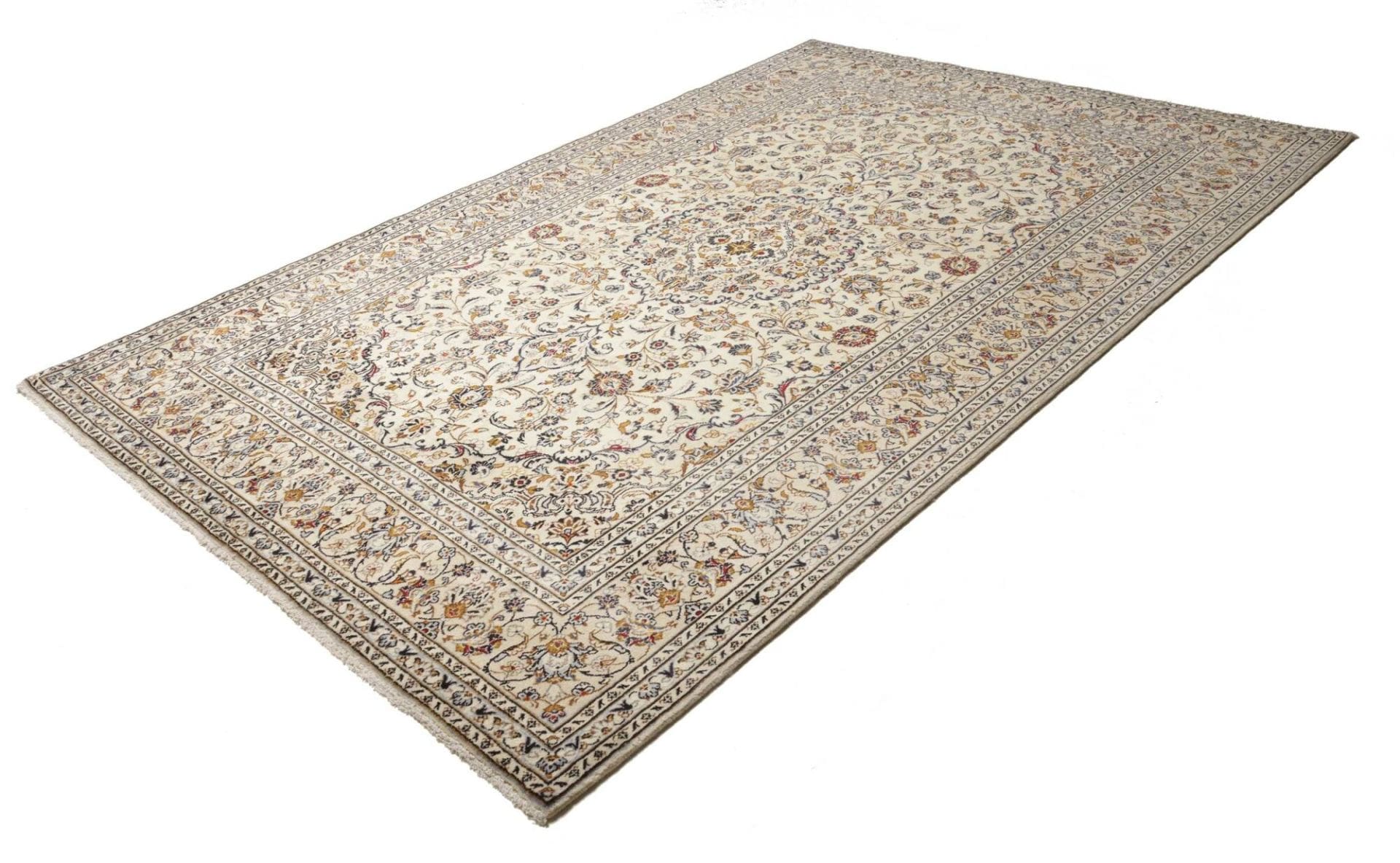 Kashan Perserteppich aus Iran, 208 × 312 cm