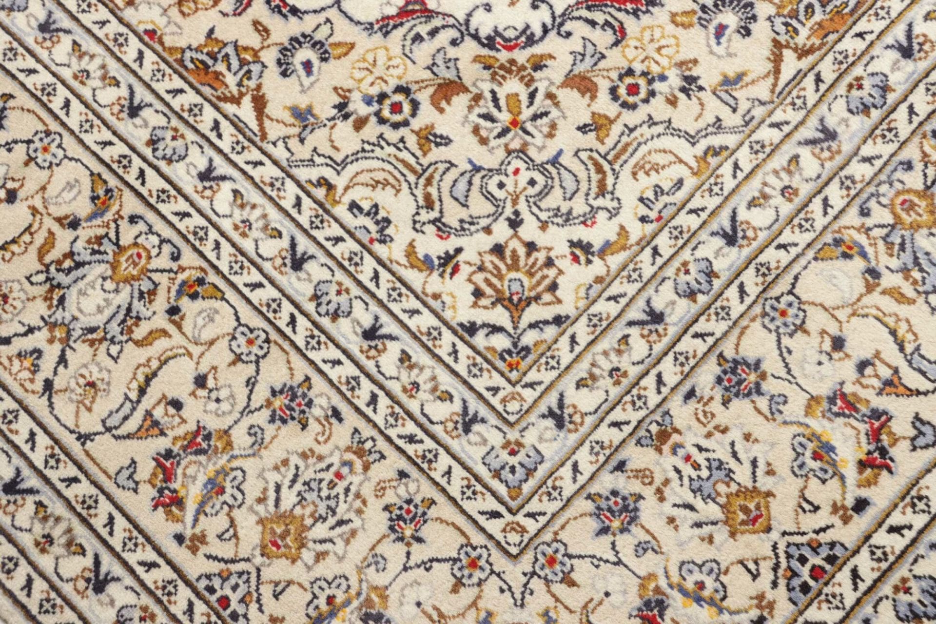 Kashan Perserteppich aus Iran, 208 × 312 cm