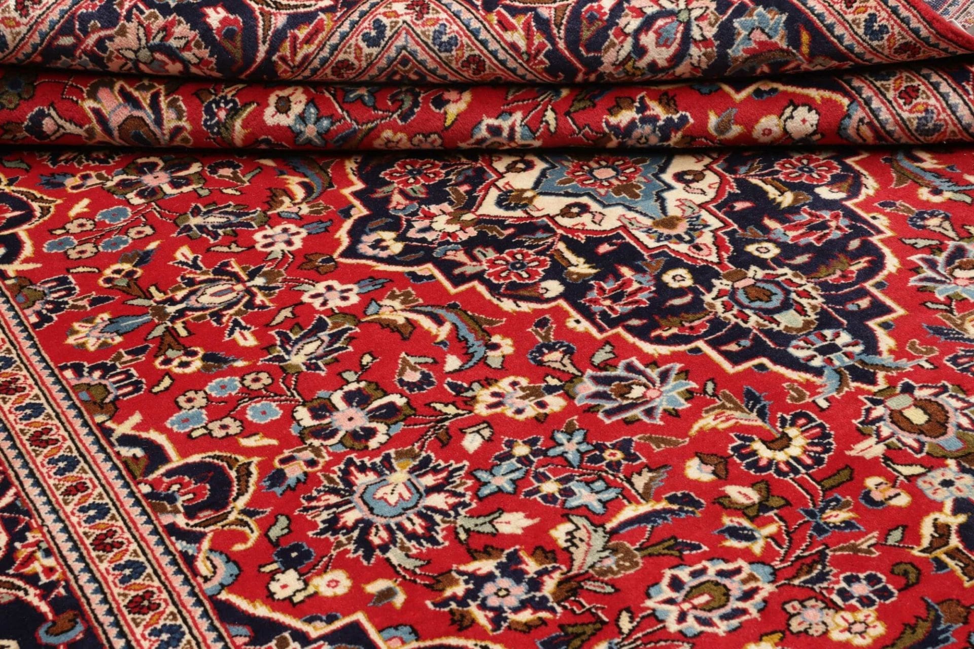 Kashan Perserteppich aus Iran, 211 × 295 cm