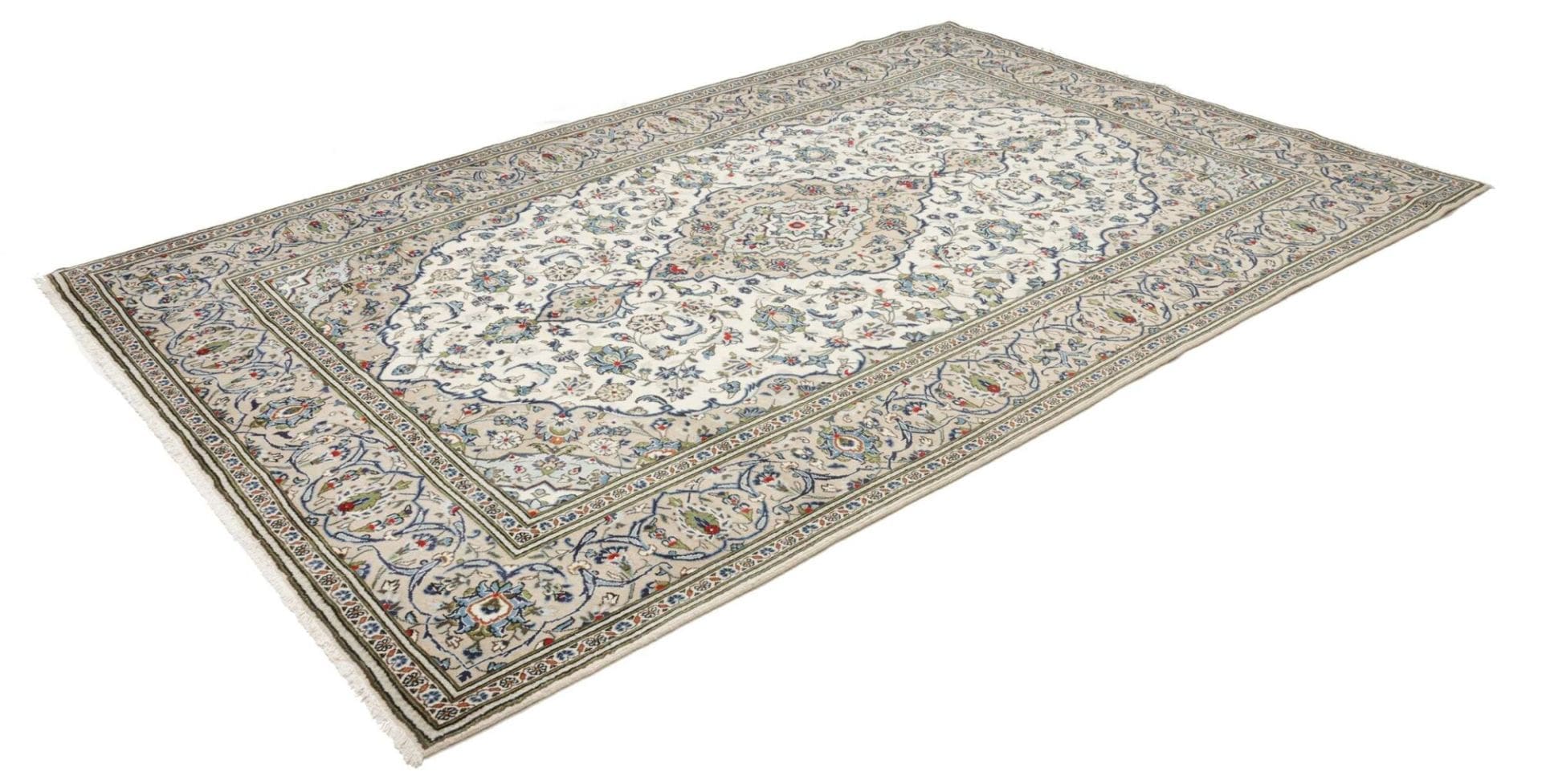 Kashan Perserteppich aus Iran, 197 × 296 cm