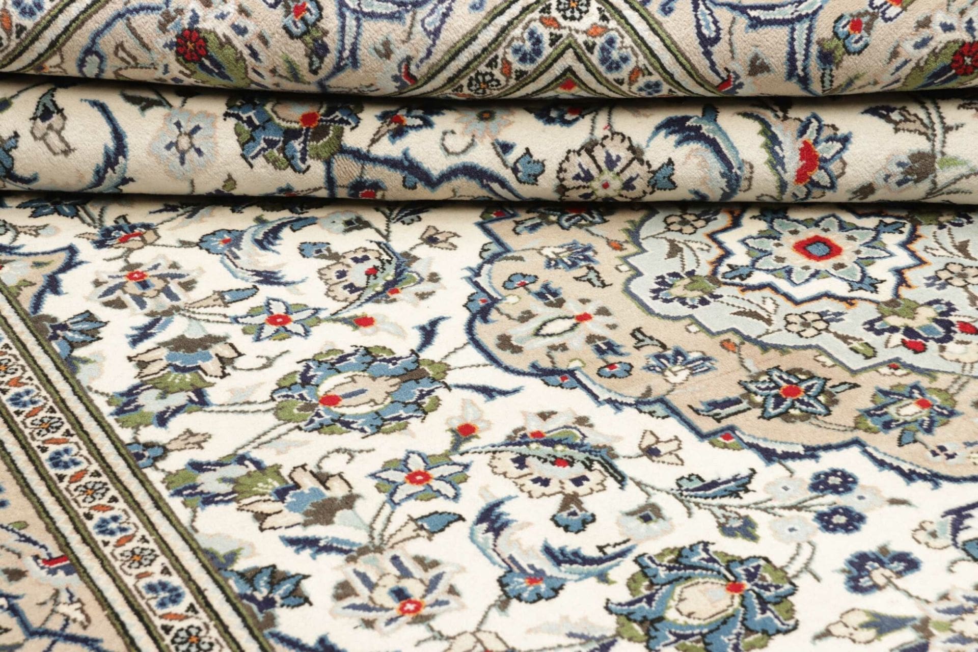 Kashan Perserteppich aus Iran, 197 × 296 cm