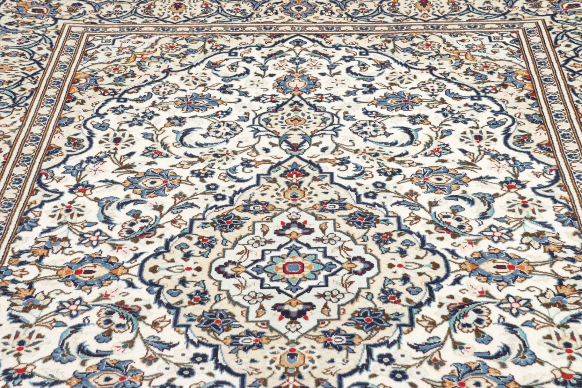 kashan-teppich-199-x-300cm-handgeknupft-schurwolle-perserteppich-6 Kashan Perserteppich 199 × 300 cm aus Wolle, handgeknüpft
