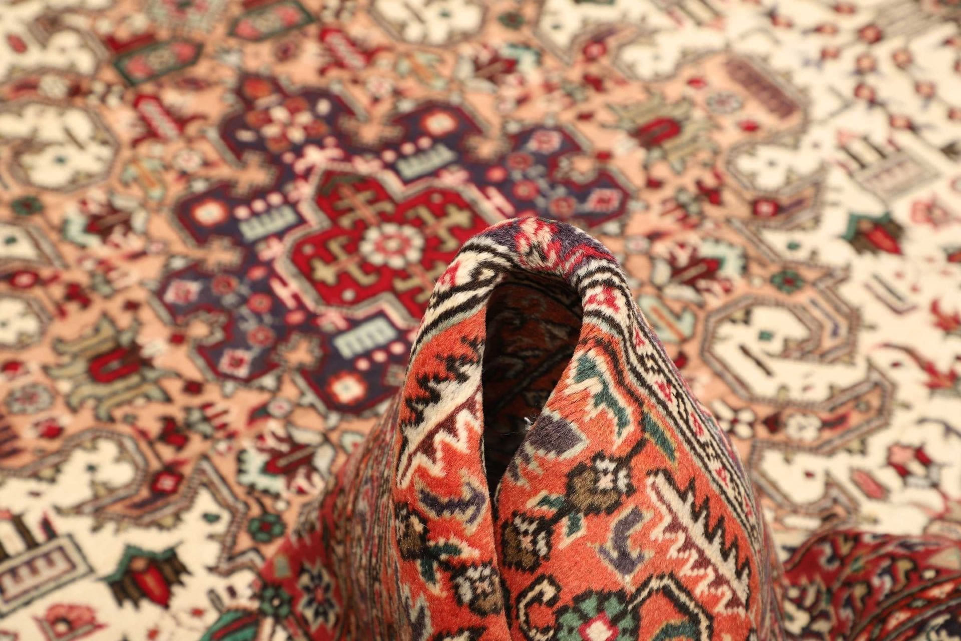 Täbriz Perserteppich aus Iran, 206 × 302 cm