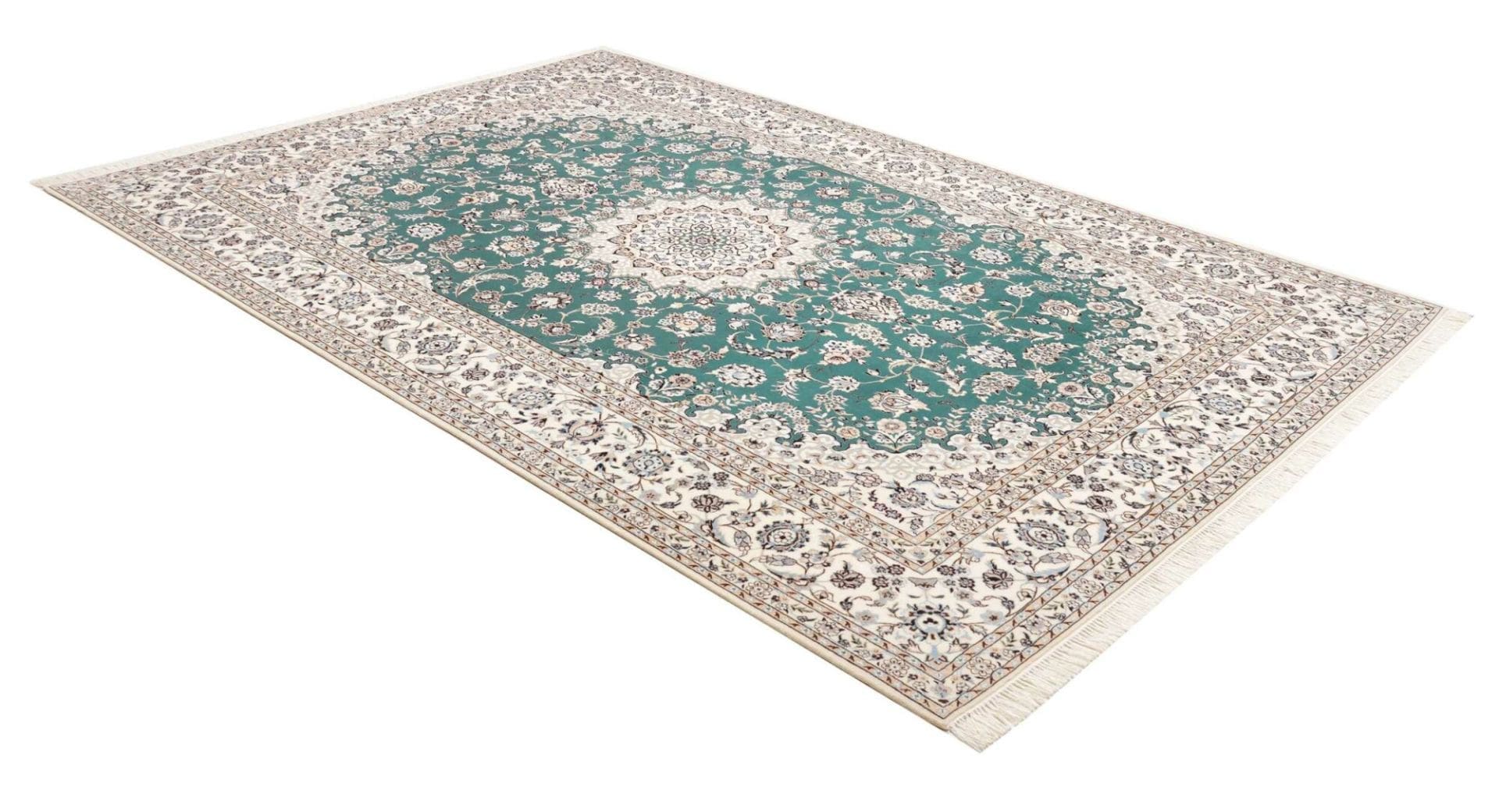 Handgeknüpfter Nain Perserteppich 206 × 303 cm