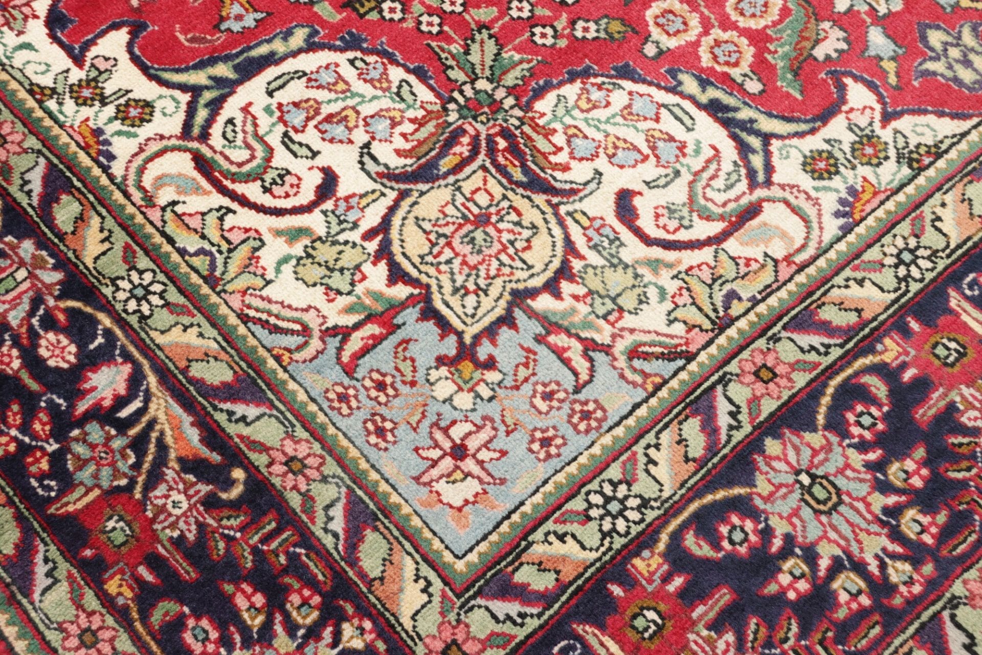 Täbriz Perserteppich 201 × 310 cm aus Wolle, handgeknüpft
