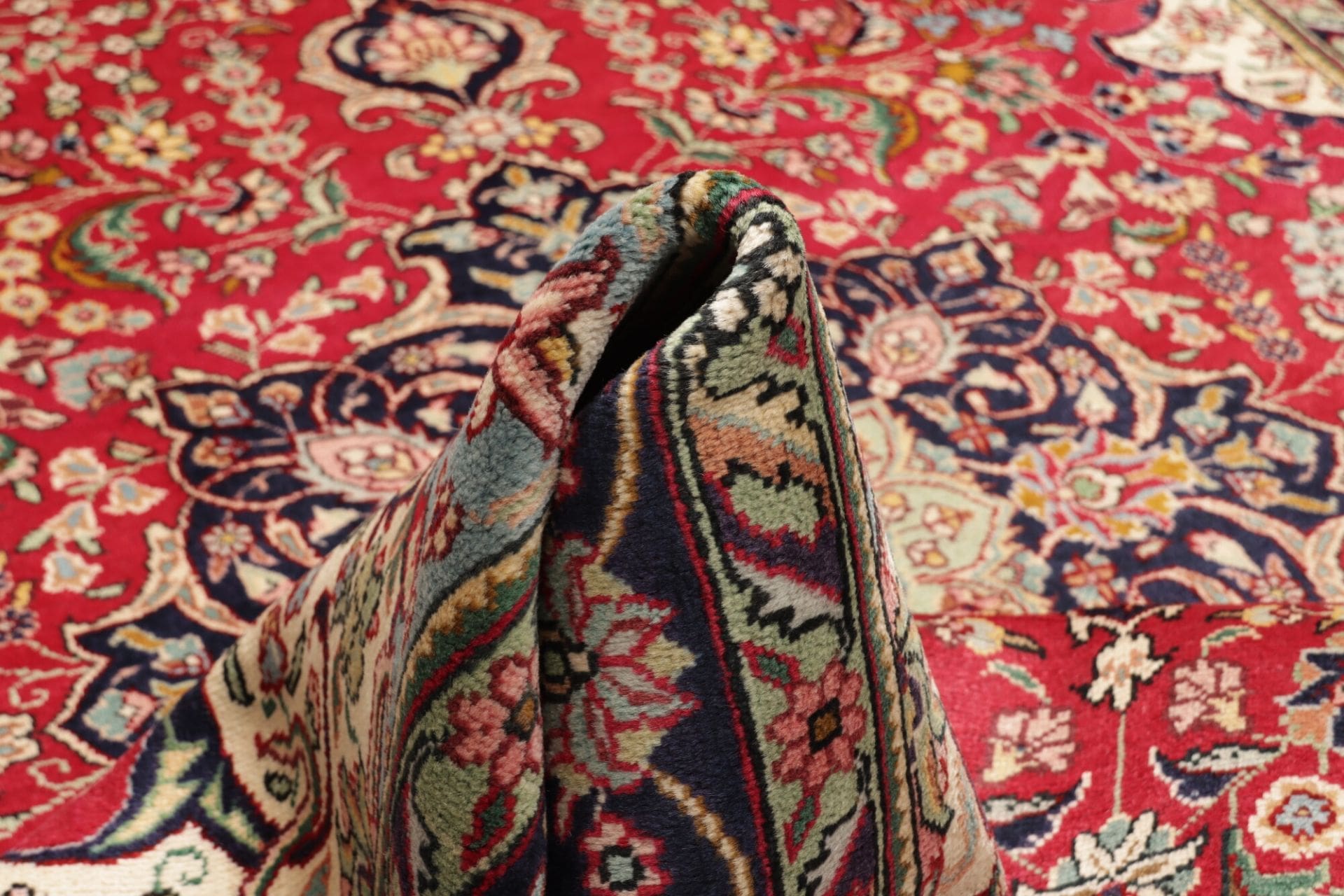 Täbriz Perserteppich 201 × 310 cm aus Wolle, handgeknüpft