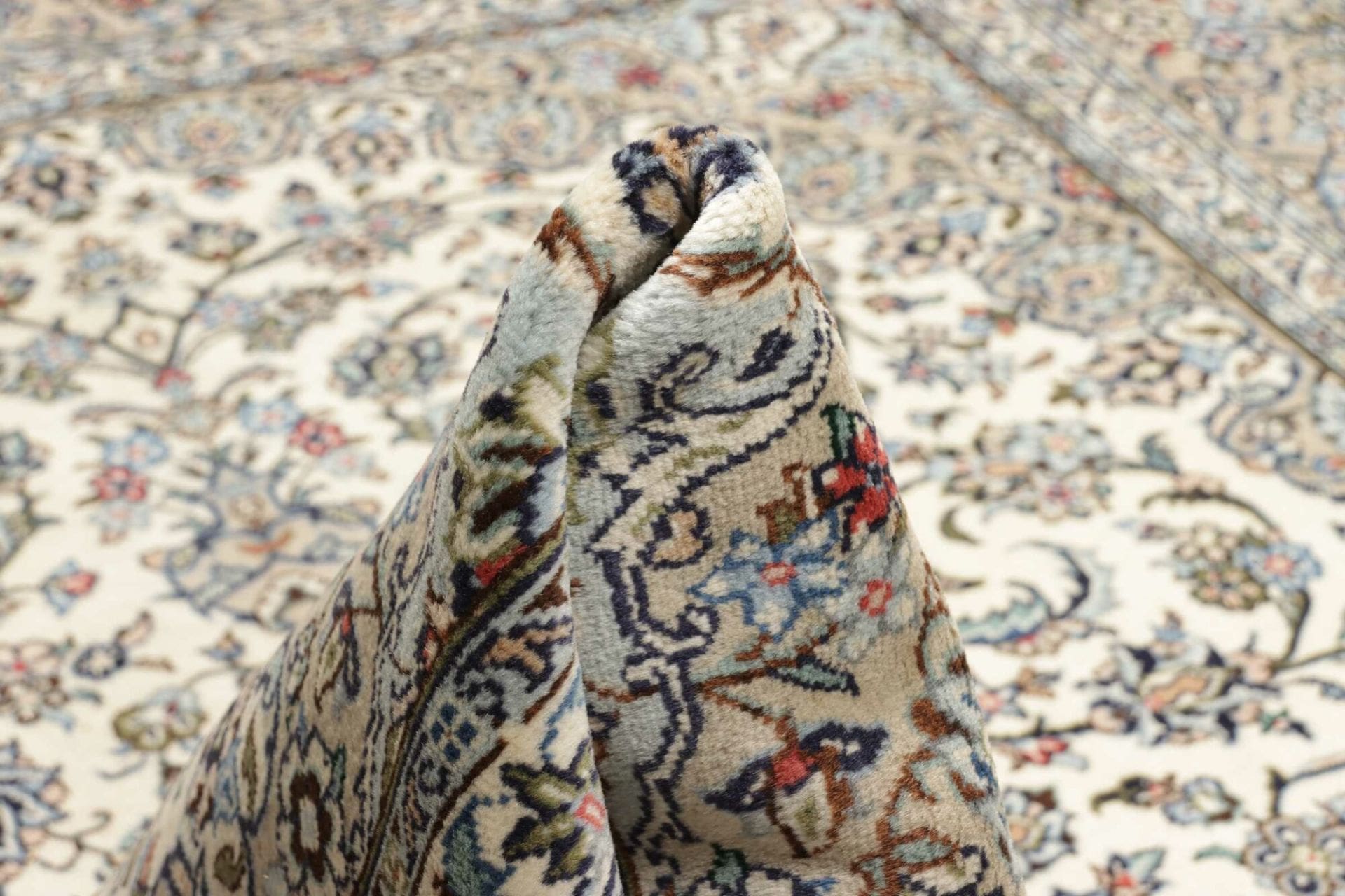 Handgeknüpfter Kashan Perserteppich 199 × 296 cm