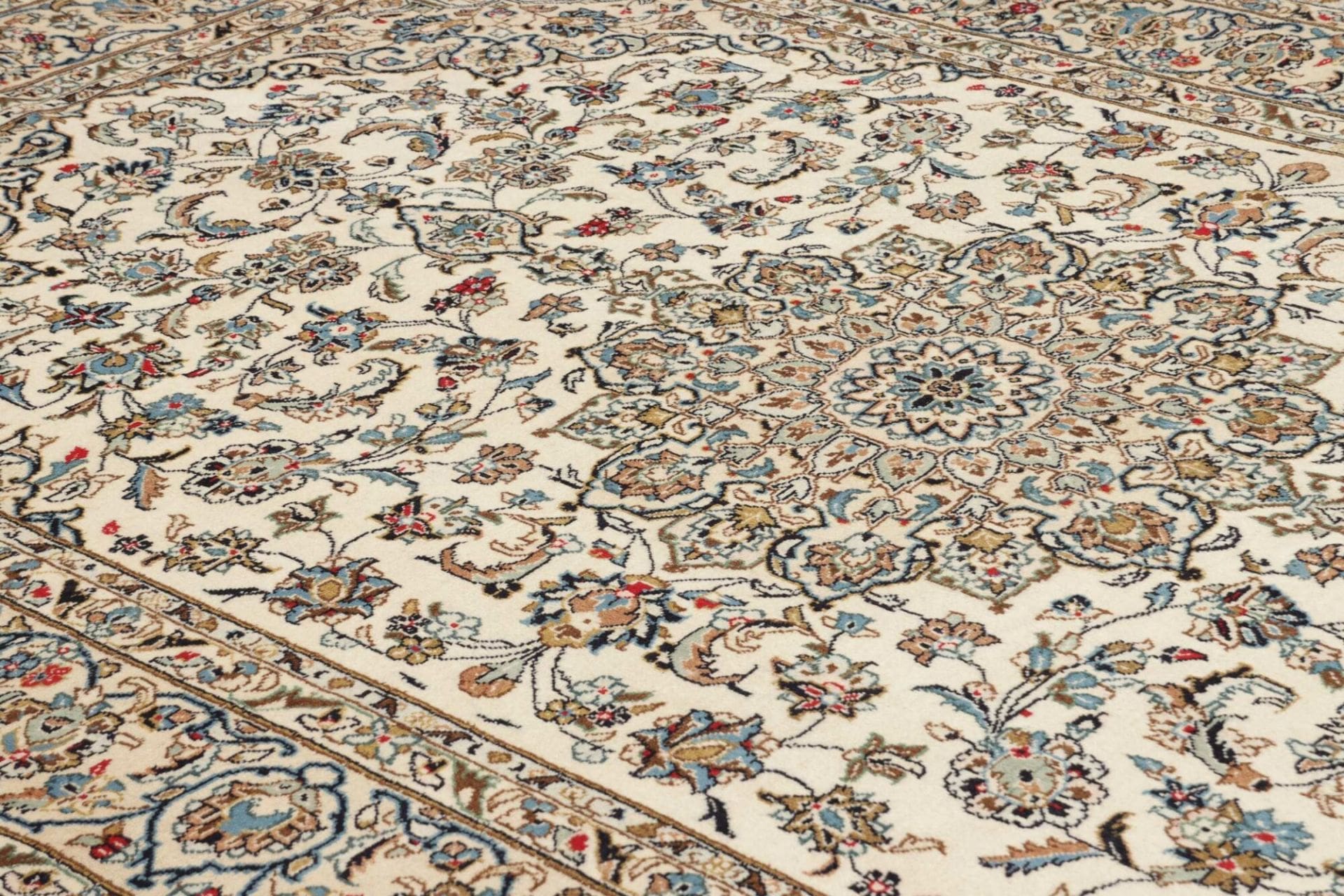 Kashan Perserteppich 196 × 298 cm aus Wolle, handgeknüpft