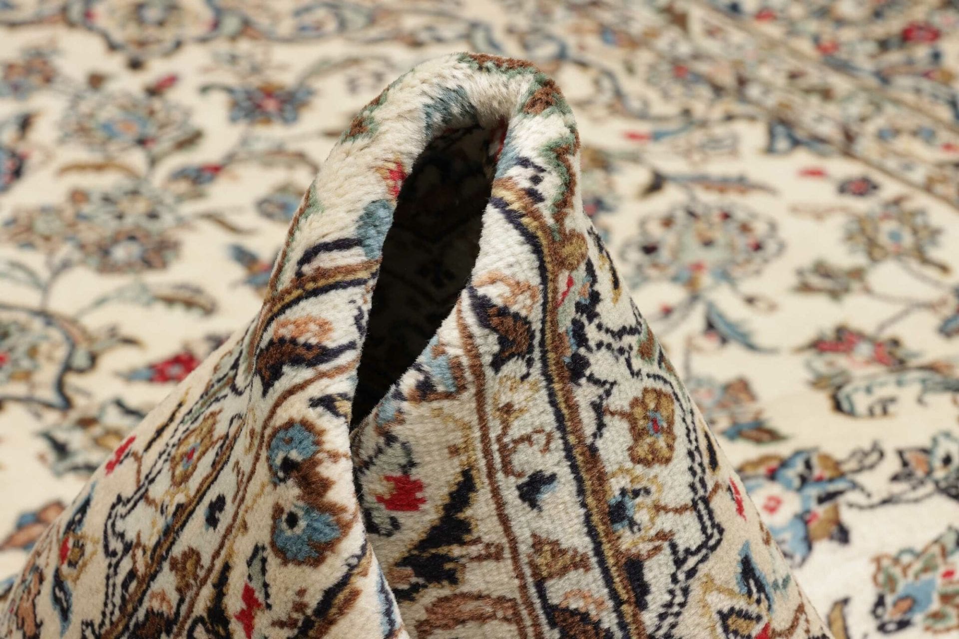 Kashan Perserteppich 196 × 298 cm aus Wolle, handgeknüpft