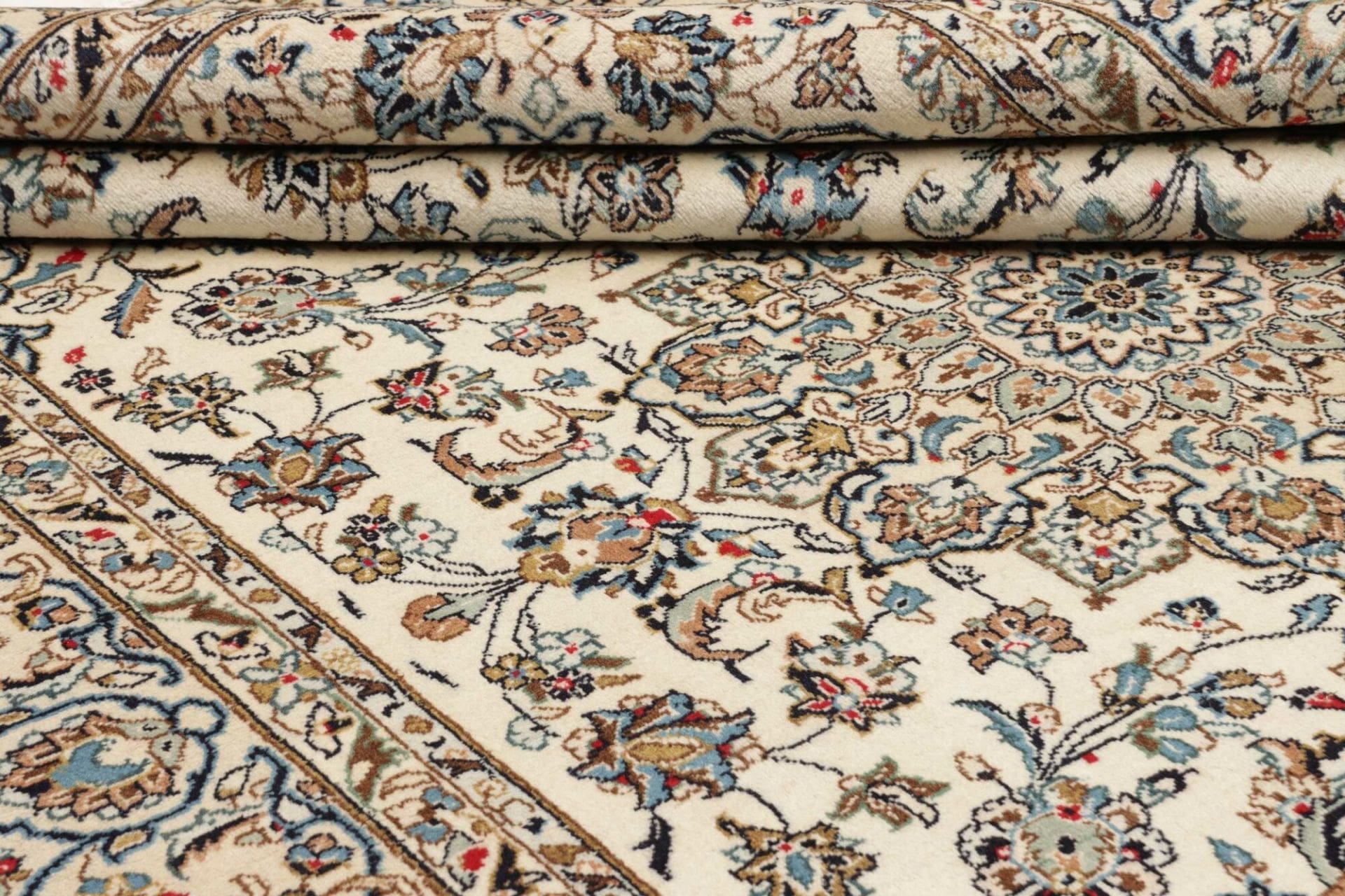 Kashan Perserteppich 196 × 298 cm aus Wolle, handgeknüpft