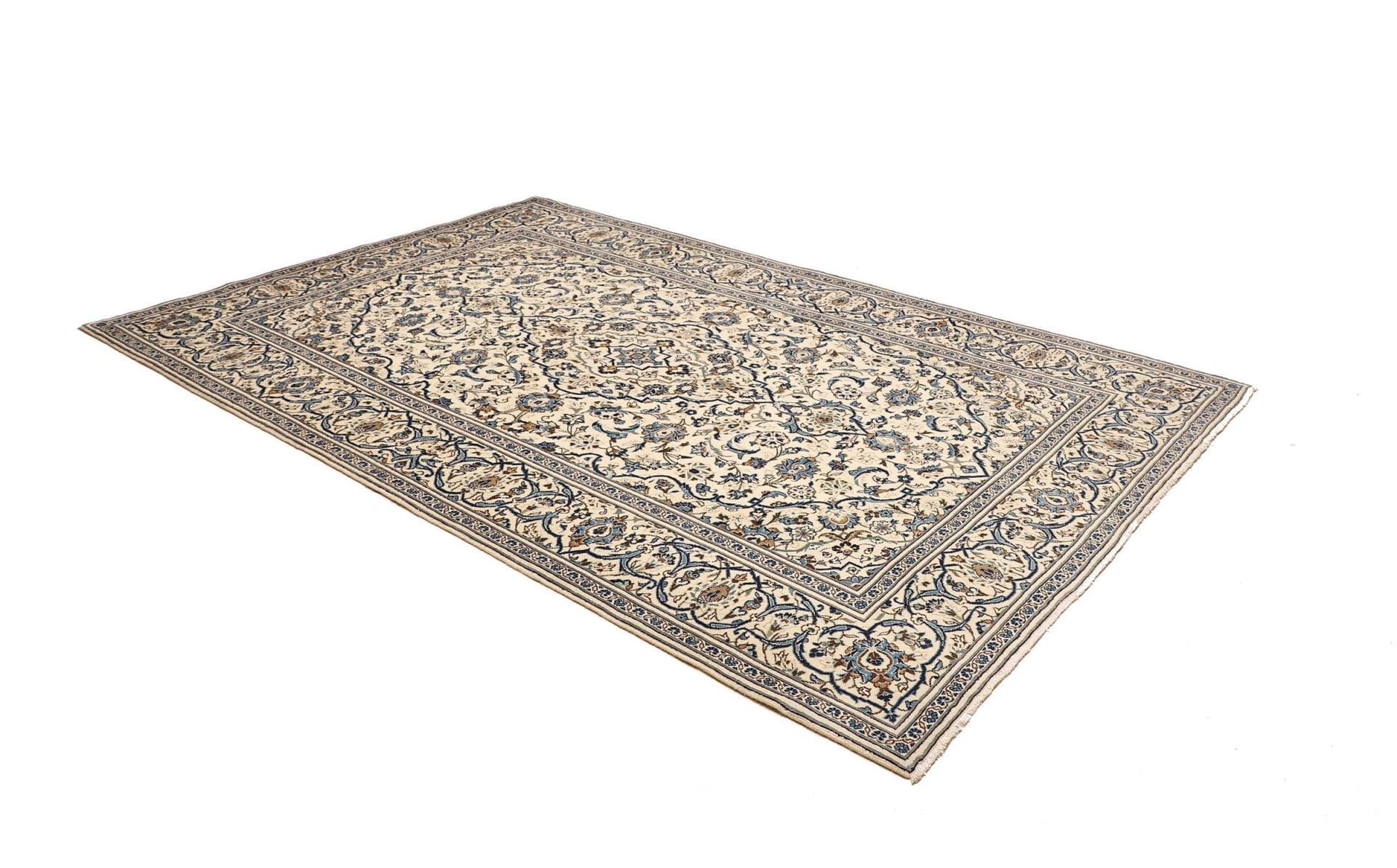 Kashan Perserteppich aus Iran, 198 × 305 cm