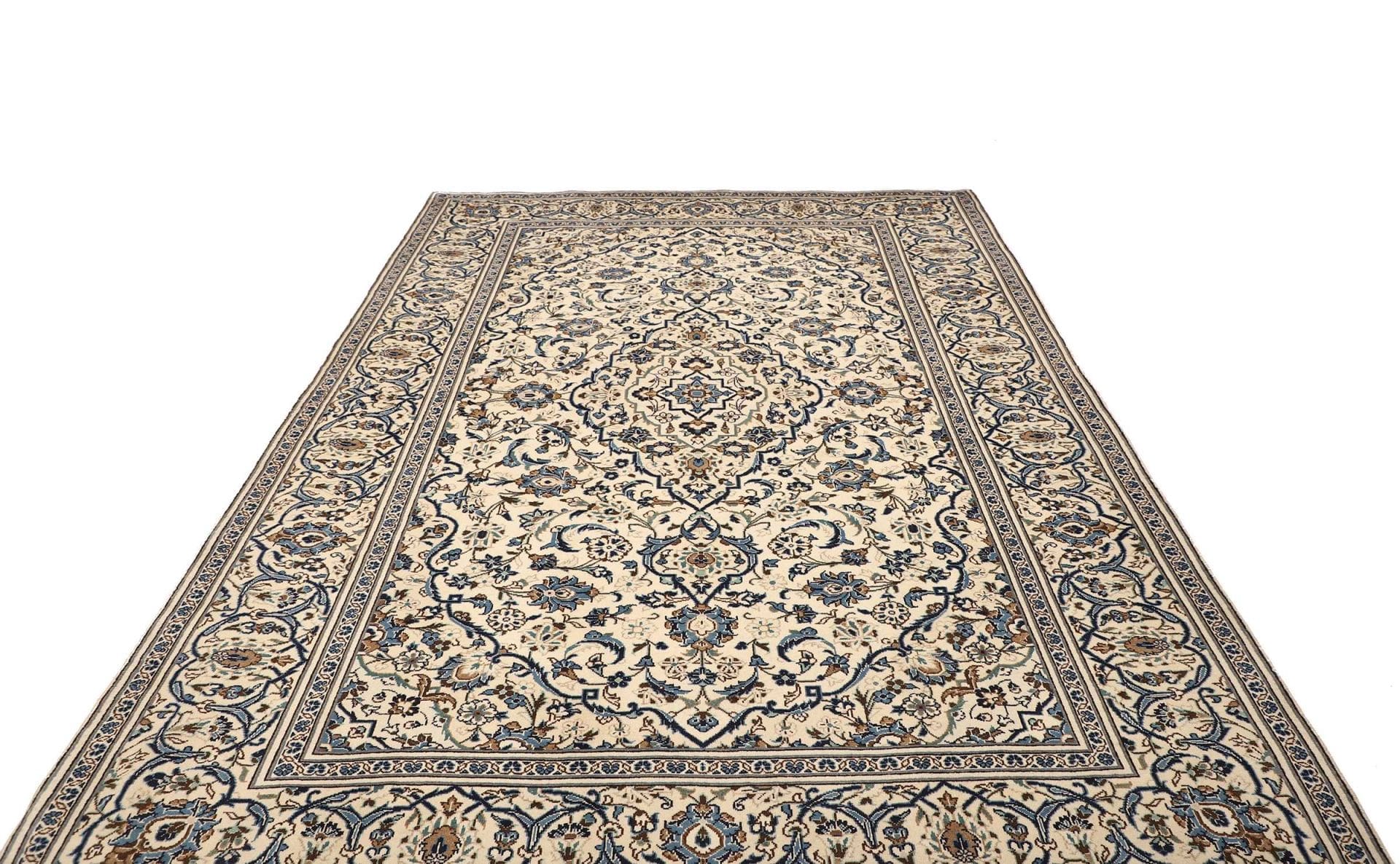 Kashan Perserteppich aus Iran, 198 × 305 cm
