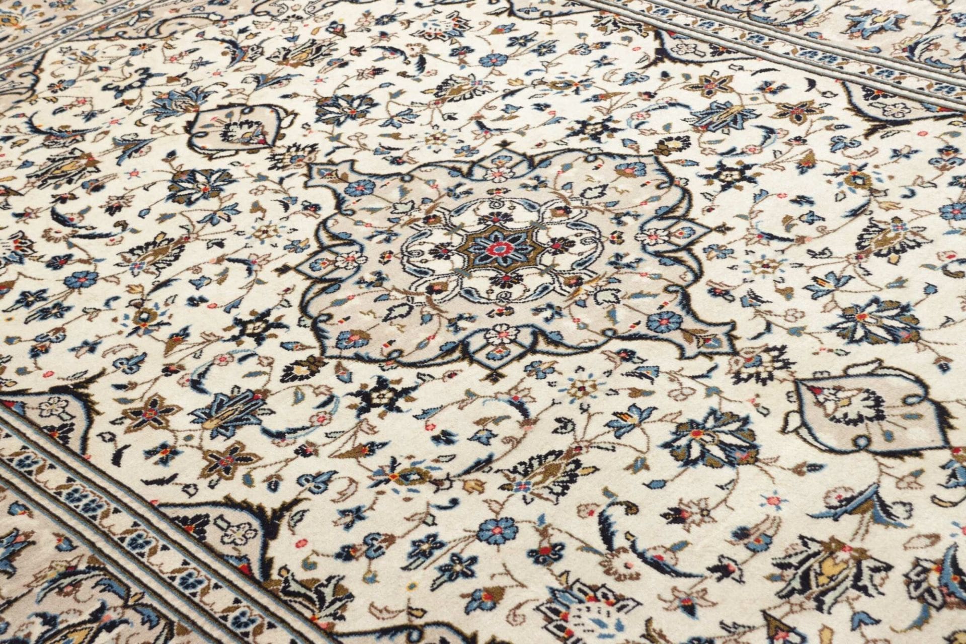 Kashan Perserteppich 200 × 302 cm aus Wolle, handgeknüpft
