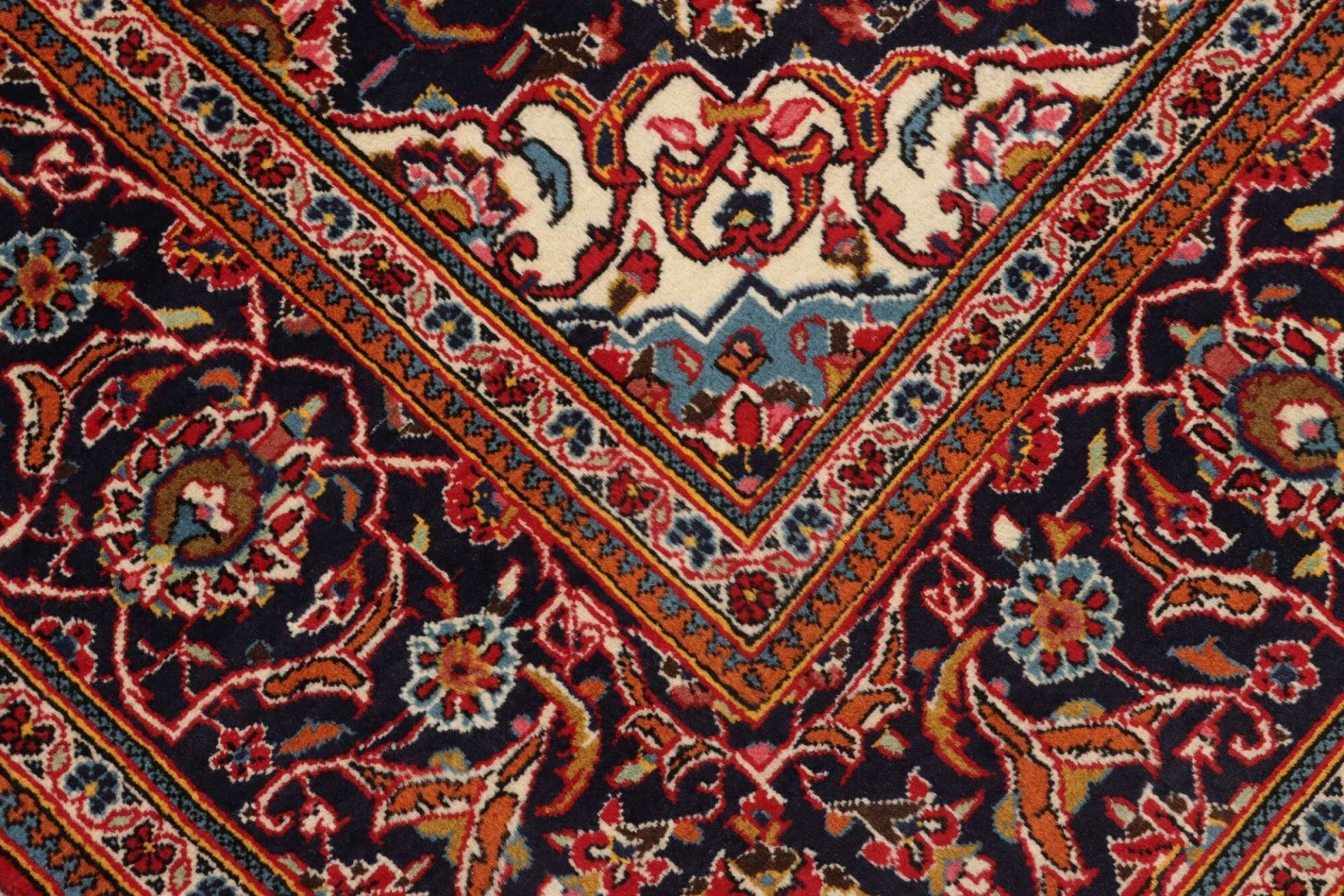 Handgeknüpfter Kashan Perserteppich 201 × 310 cm