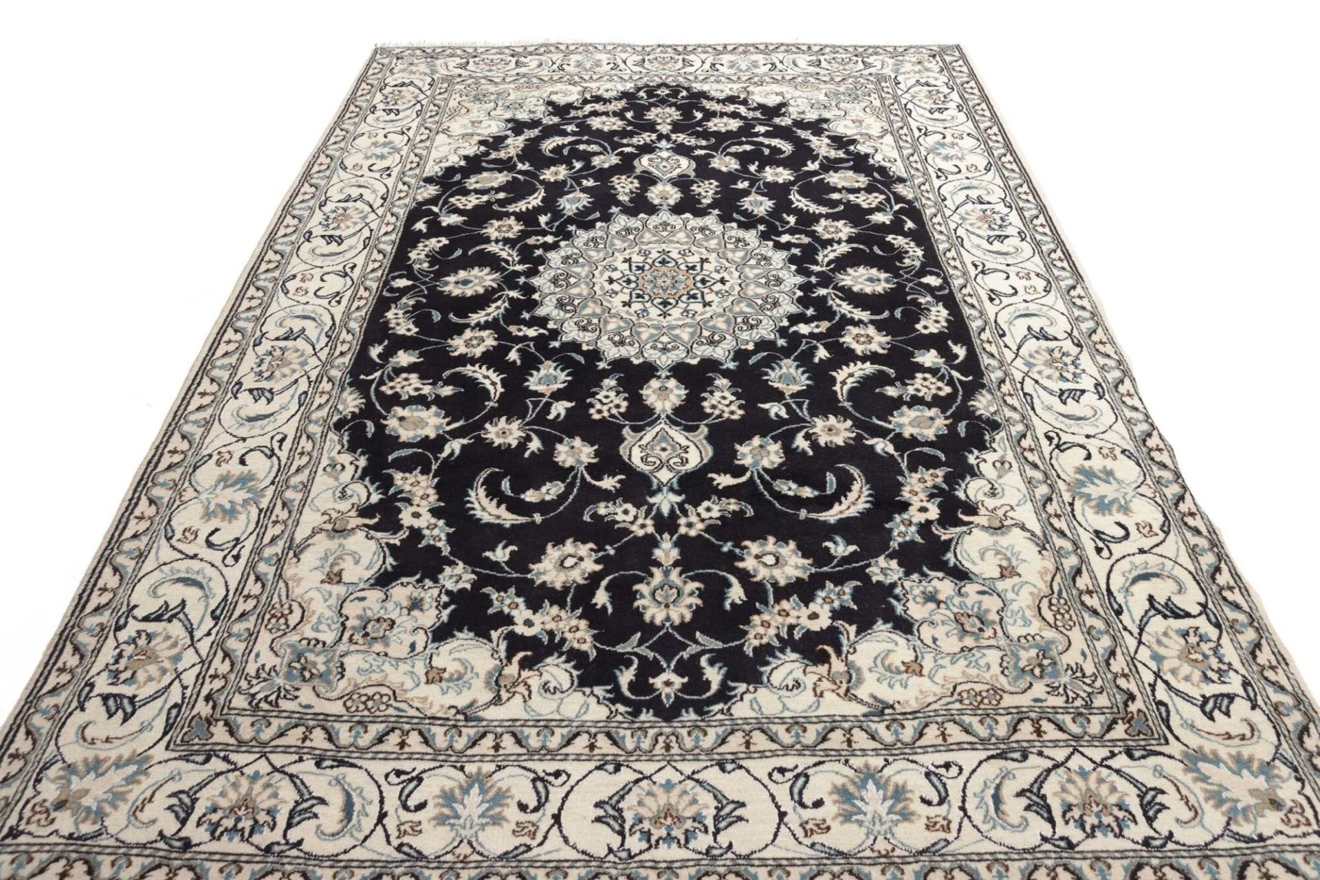 nain-teppich-199-x-302cm-florale-muster-handgeknupft-perserteppich-3 Handgeknüpfter Nain Perserteppich, 199 × 302 cm, Wolle