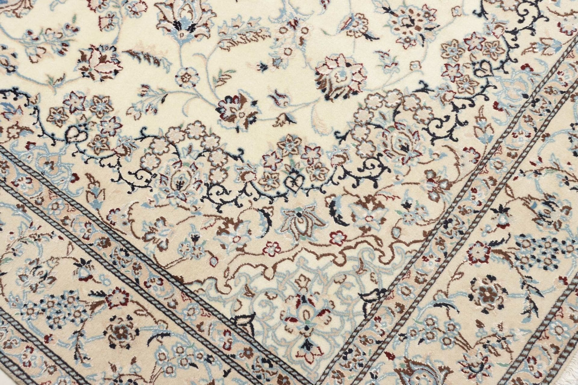 Handgeknüpfter Nain Perserteppich, 203 × 312 cm, Wolle