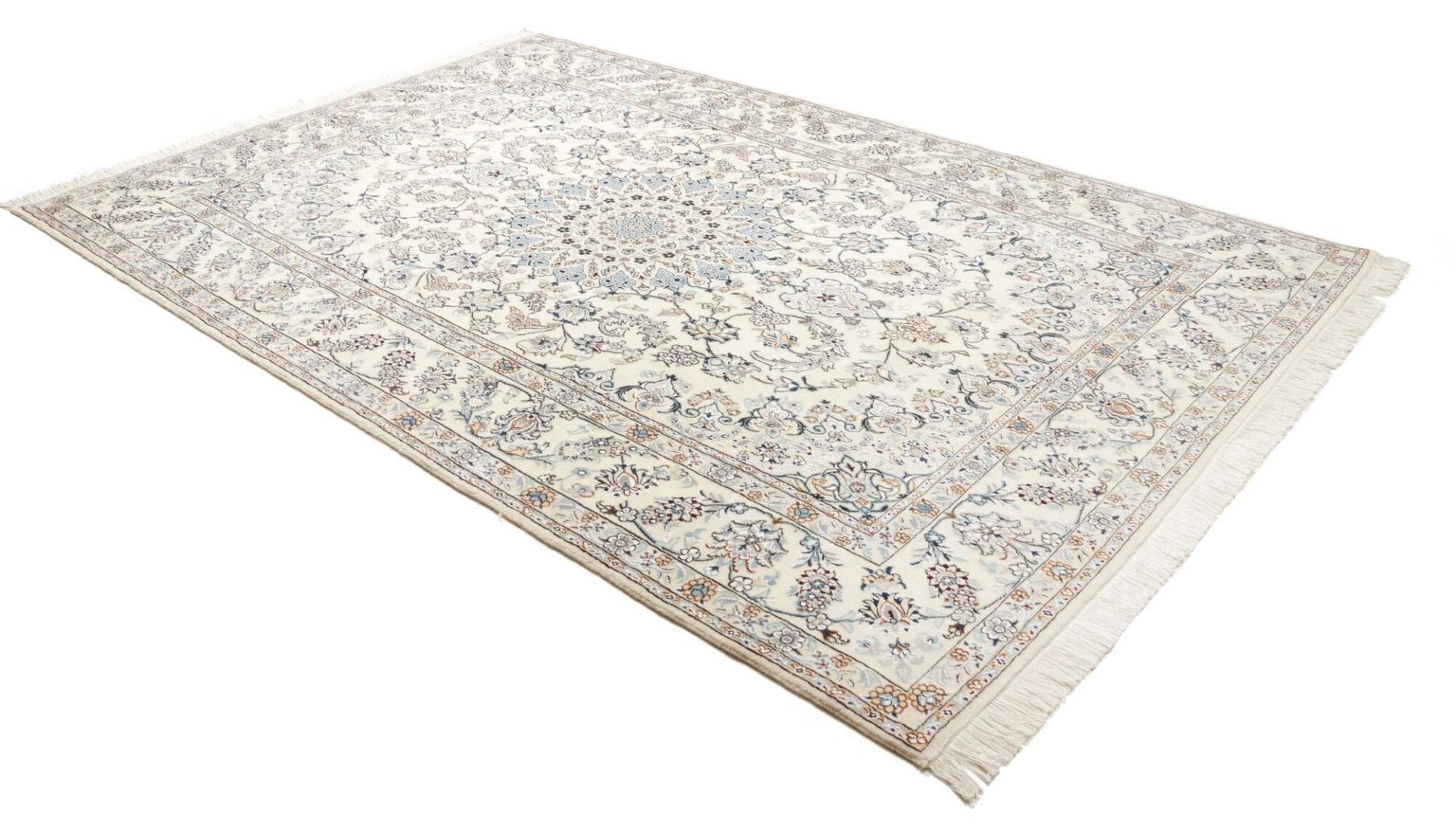 Handgeknüpfter Nain Perserteppich 199 × 300 cm