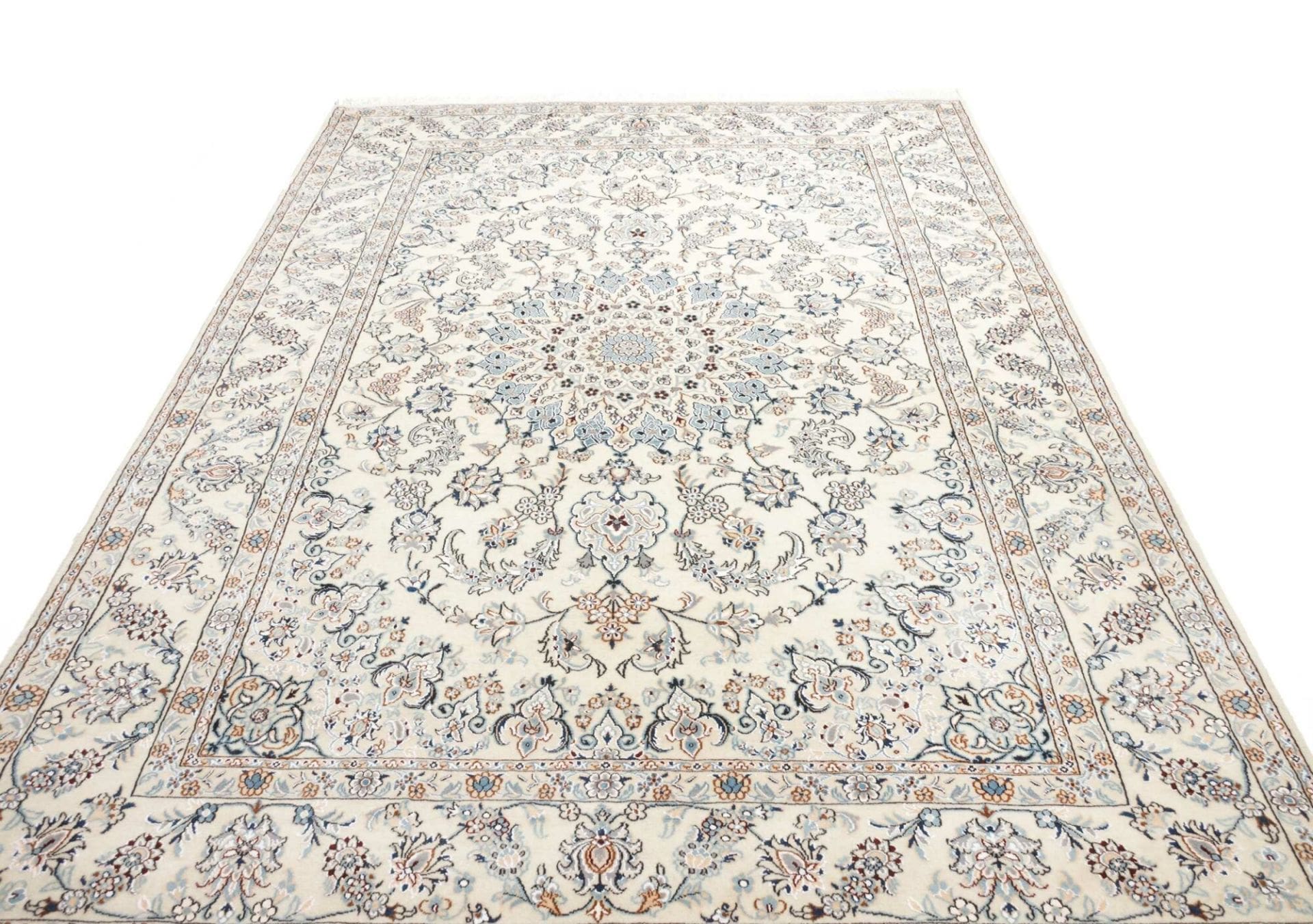 Handgeknüpfter Nain Perserteppich 199 × 300 cm