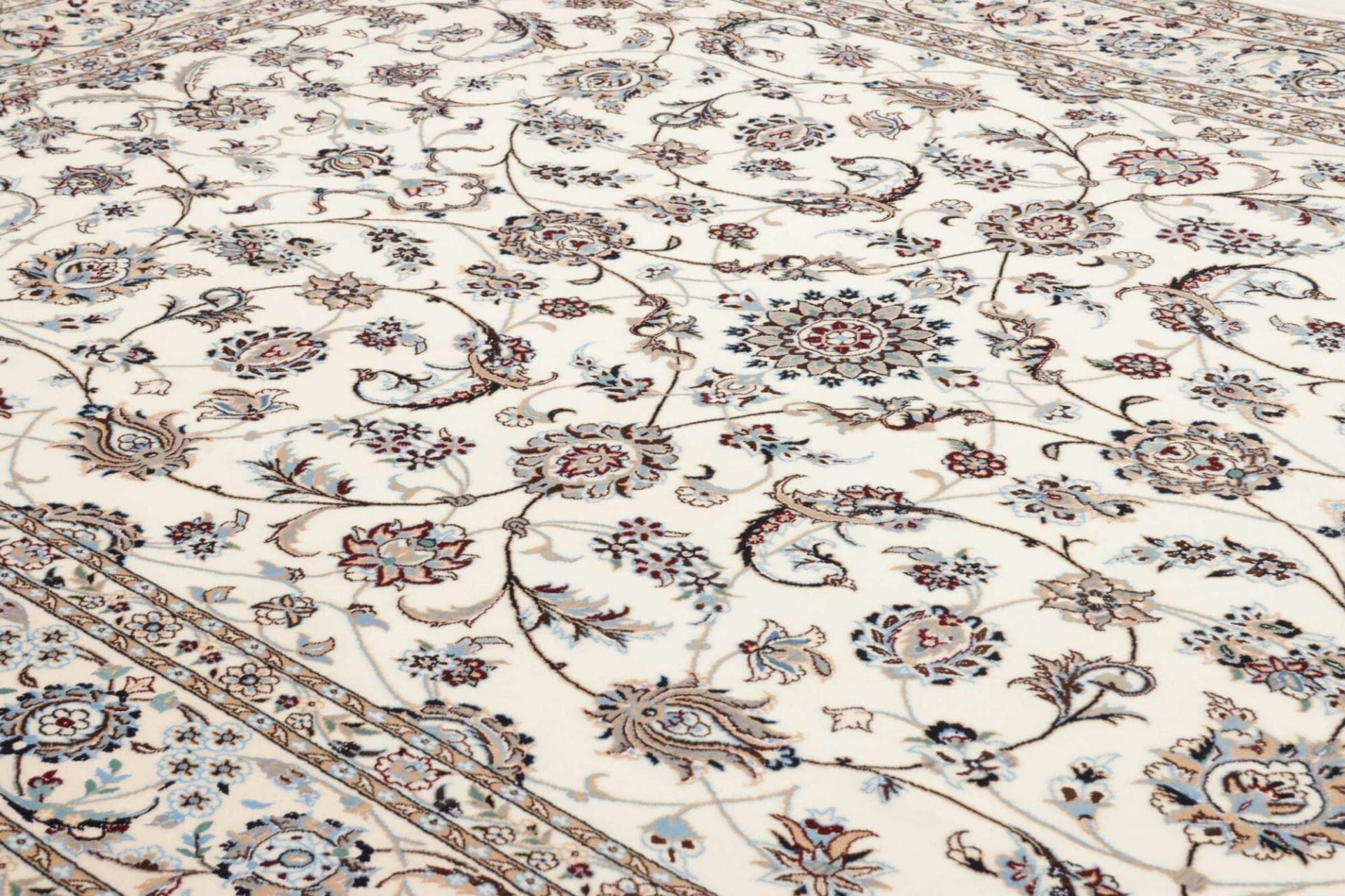 Nain Perserteppich 208 × 302 cm aus Wolle, handgeknüpft
