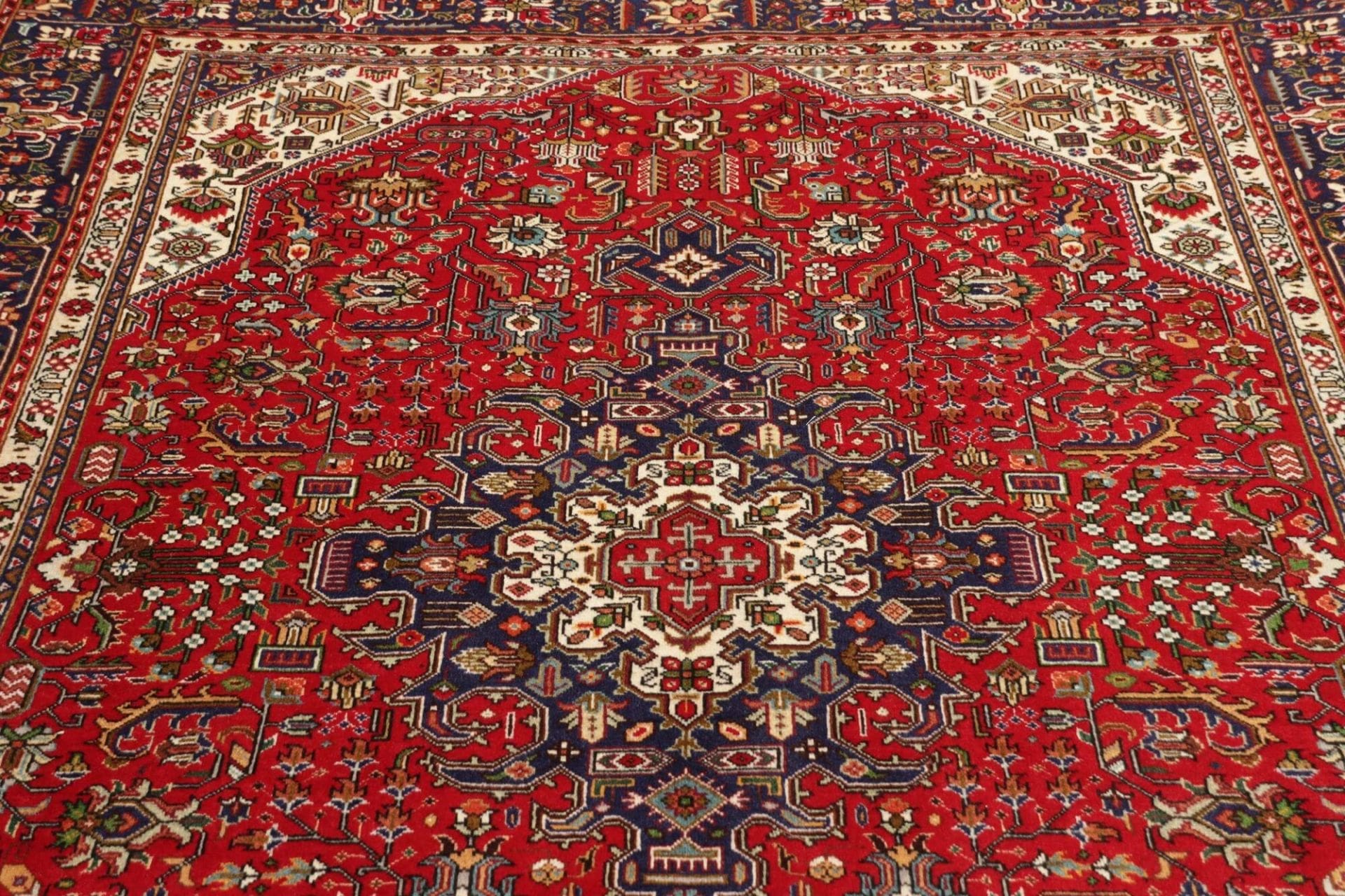 Handgeknüpfter Täbriz Perserteppich, 203 × 297 cm, Wolle