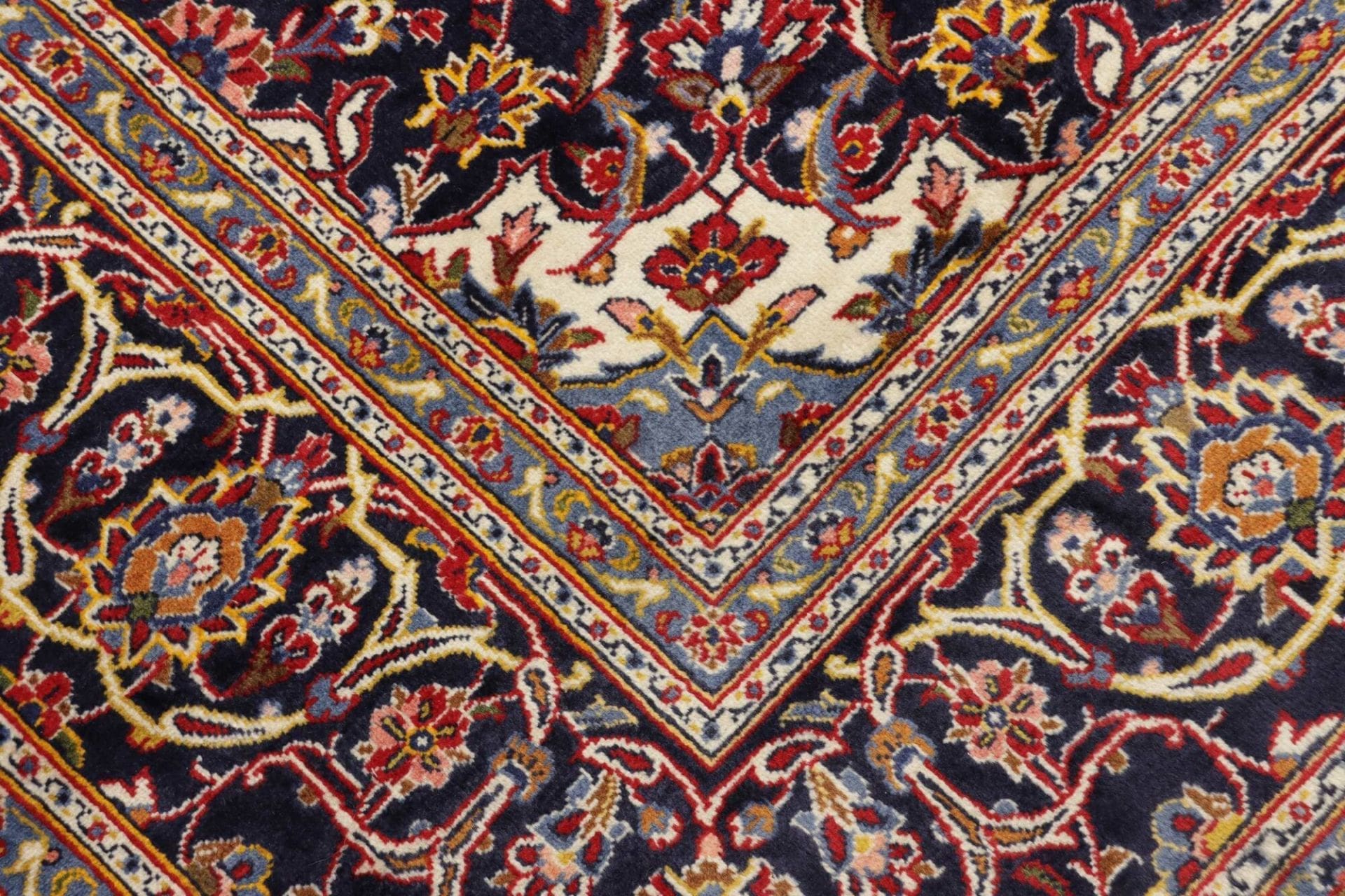 Kashan Perserteppich aus Iran, 206 × 293 cm