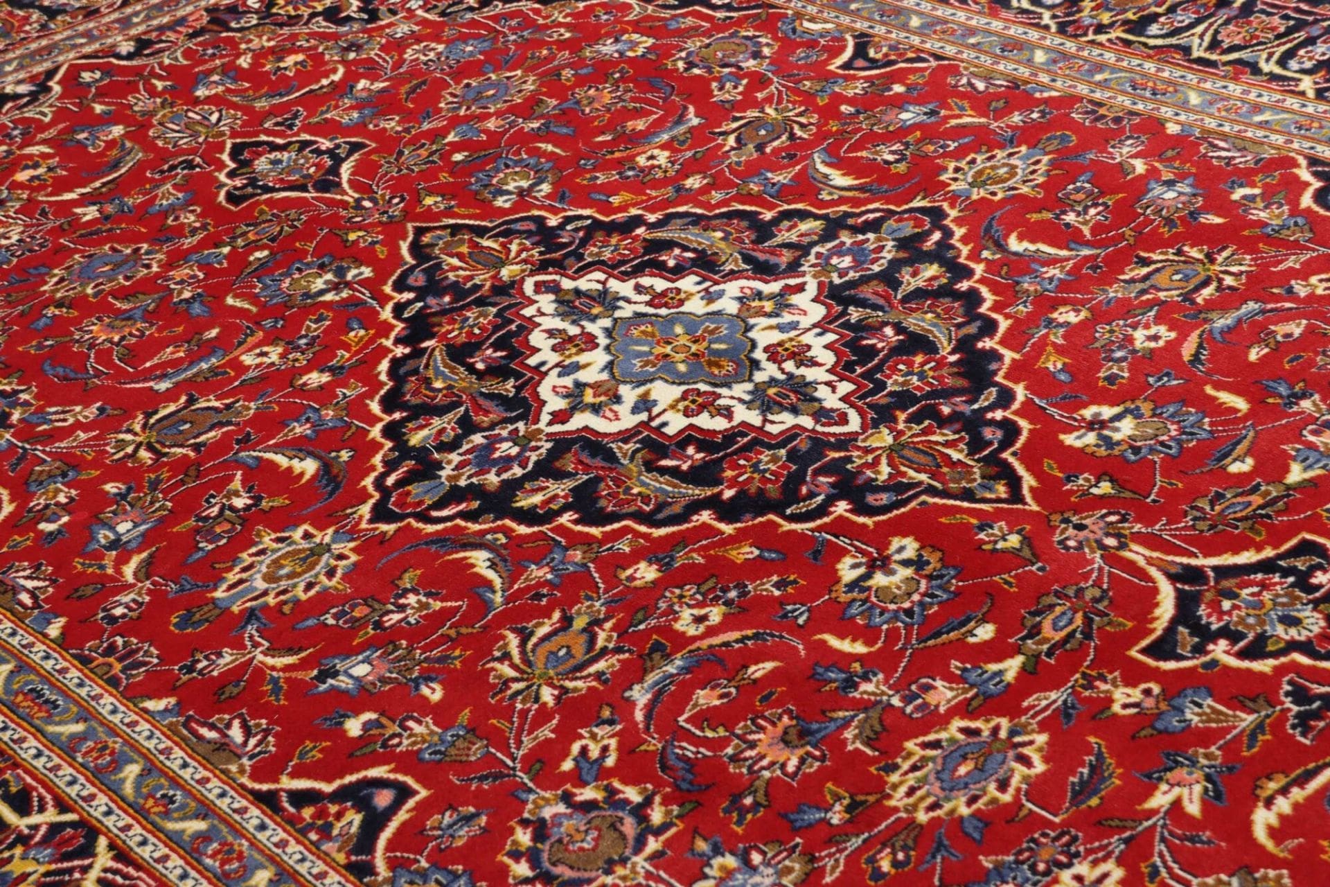 Kashan Perserteppich aus Iran, 206 × 293 cm