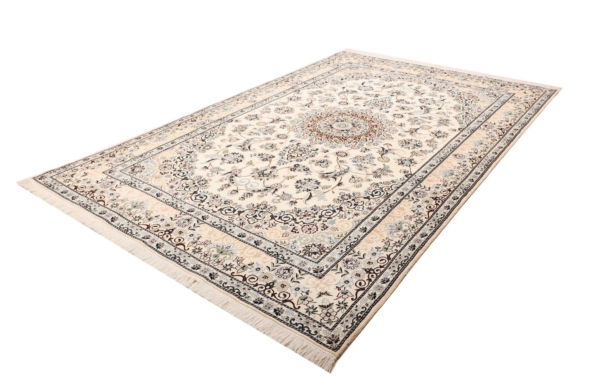 Nain Perserteppich aus Iran, 205 × 306 cm