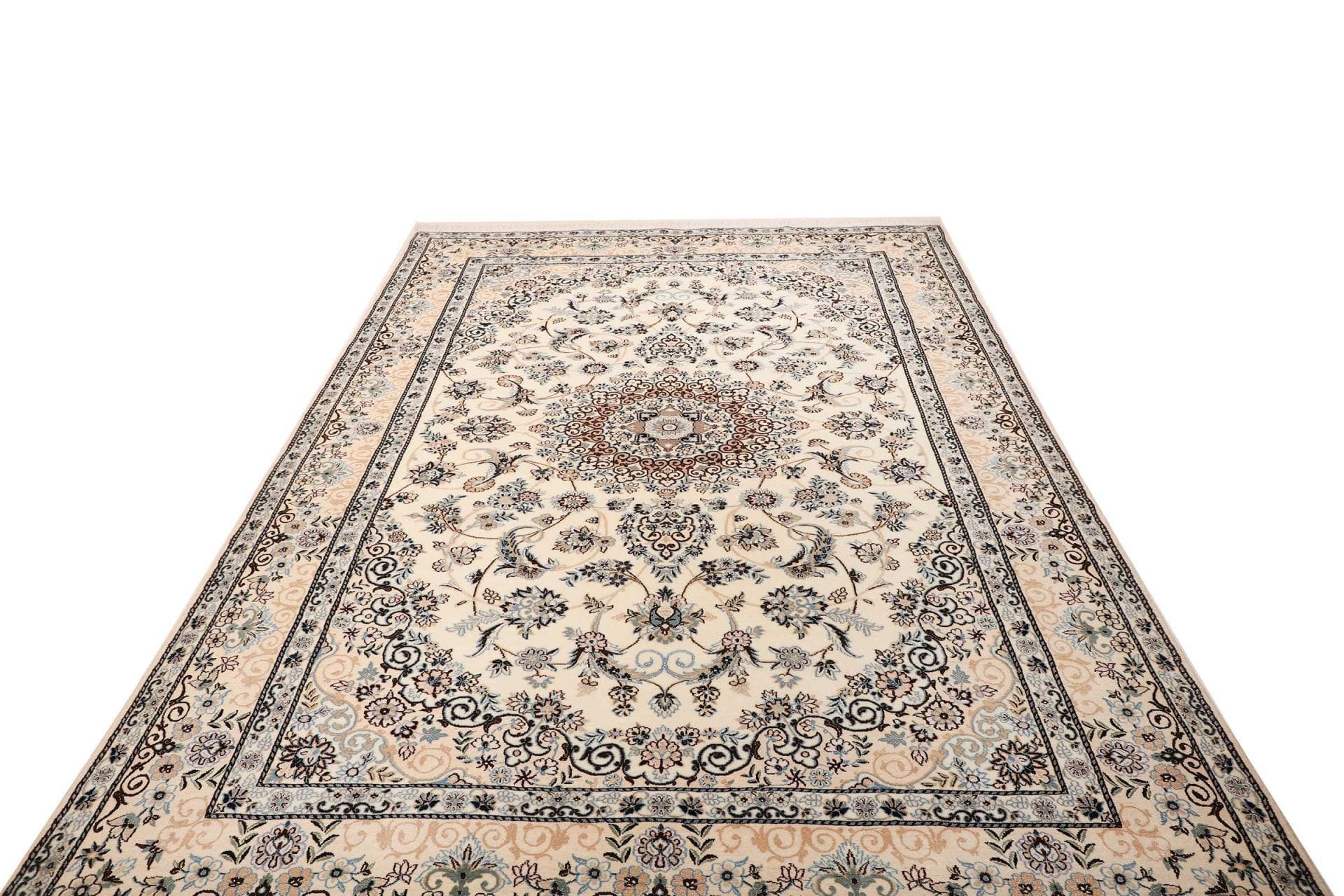 Nain Perserteppich aus Iran, 205 × 306 cm
