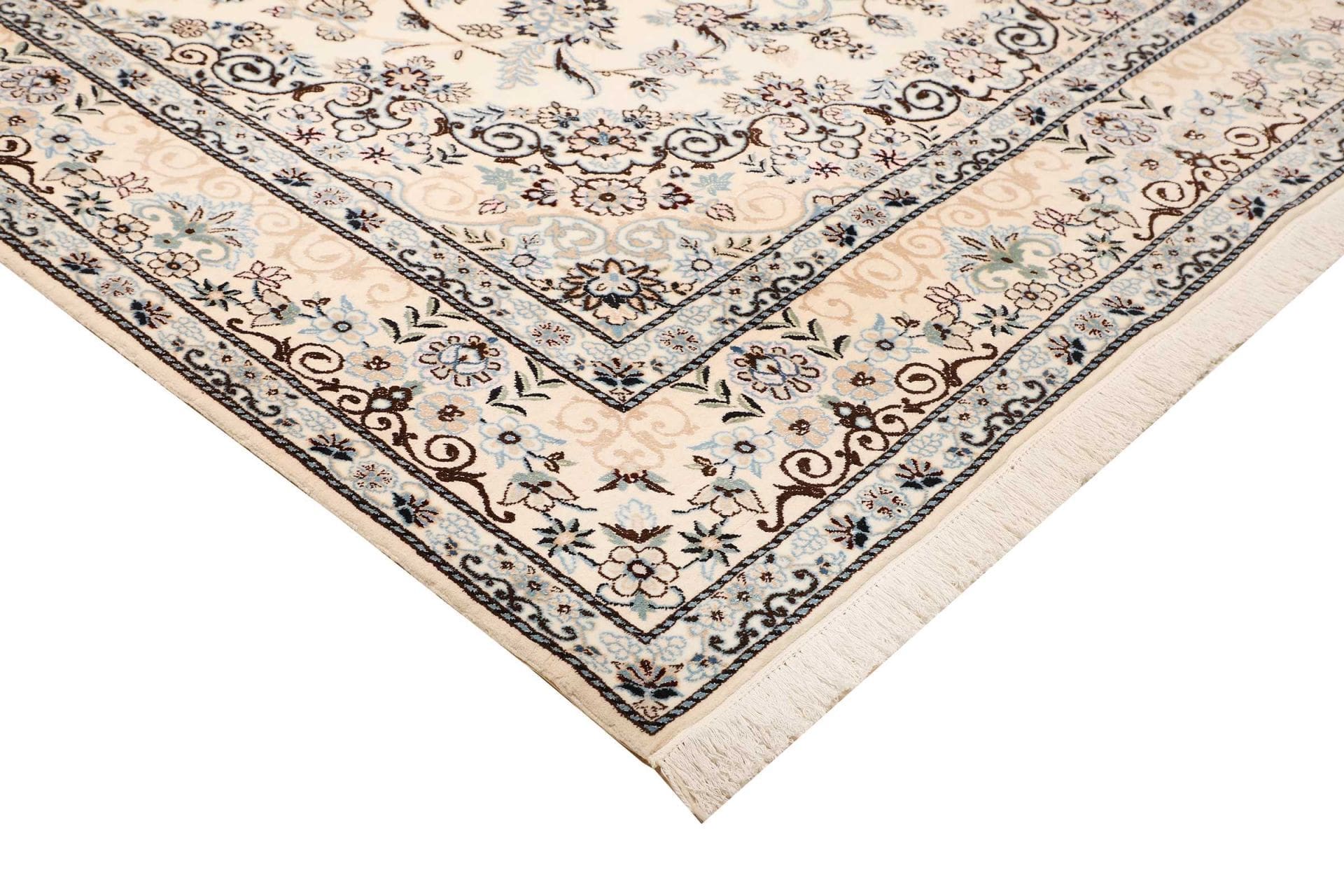 Nain Perserteppich aus Iran, 205 × 306 cm