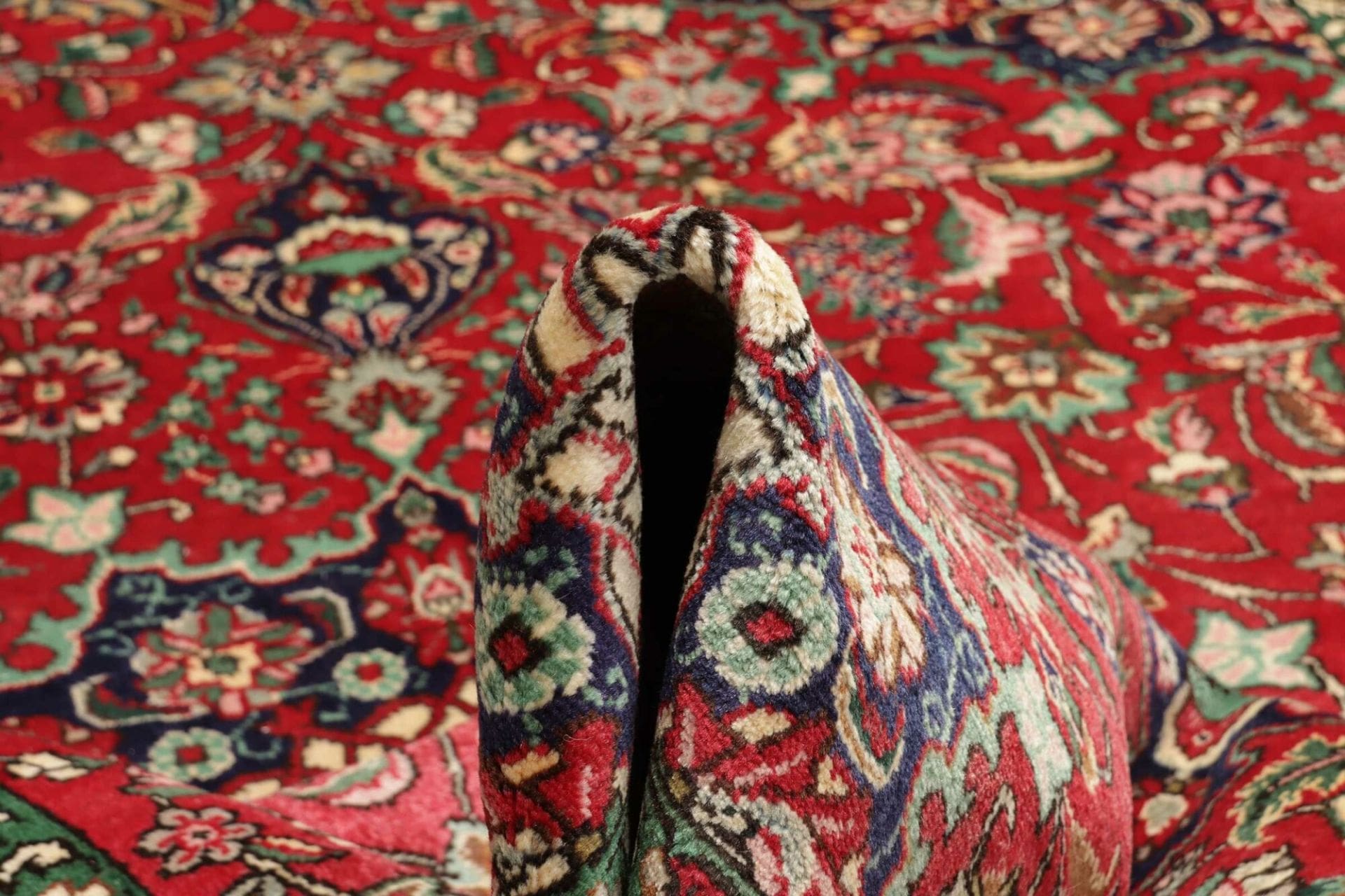 Täbriz Perserteppich aus Iran, 207 × 278 cm