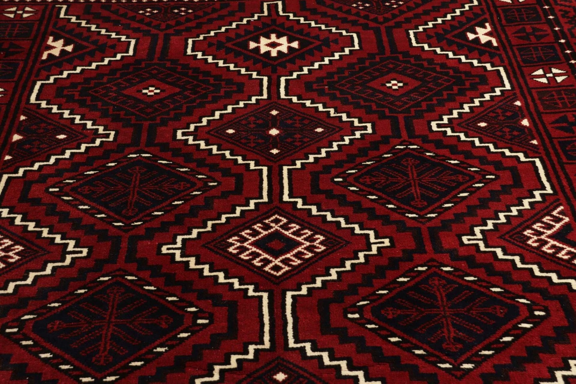 Loribaft Perserteppich aus Iran, 225 × 302 cm