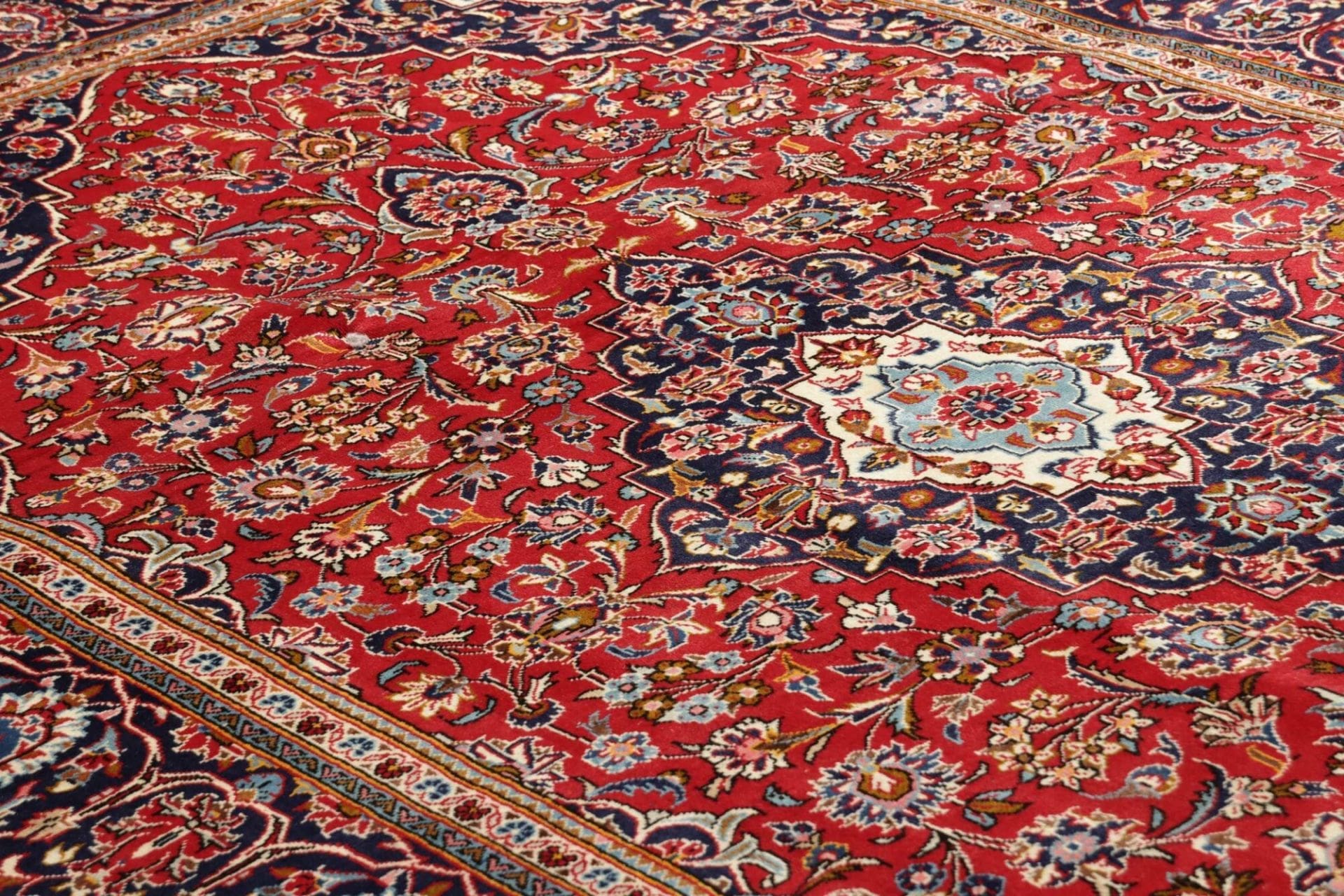 Handgeknüpfter Kashan Perserteppich, Wolle