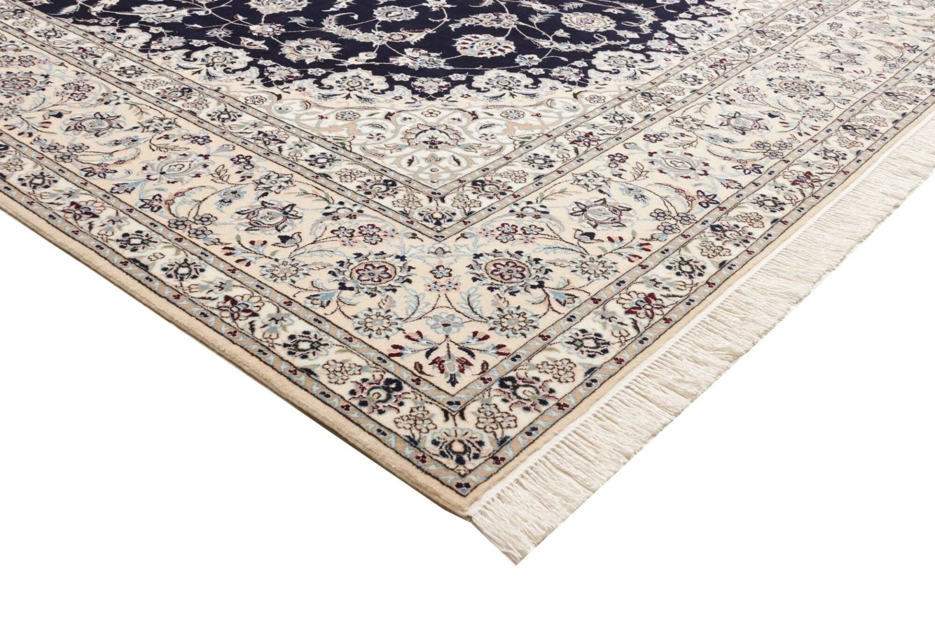 Handgeknüpfter Nain Perserteppich 214 × 317 cm