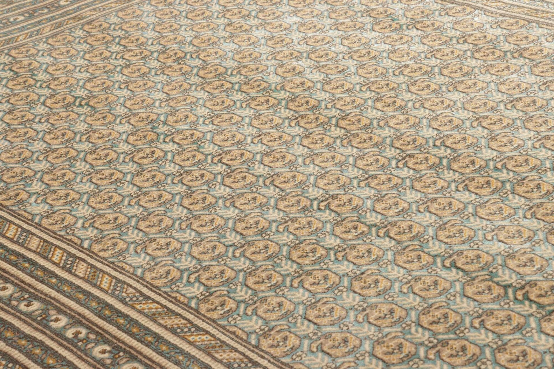 Ghom Perserteppich aus Iran, 213 × 306 cm