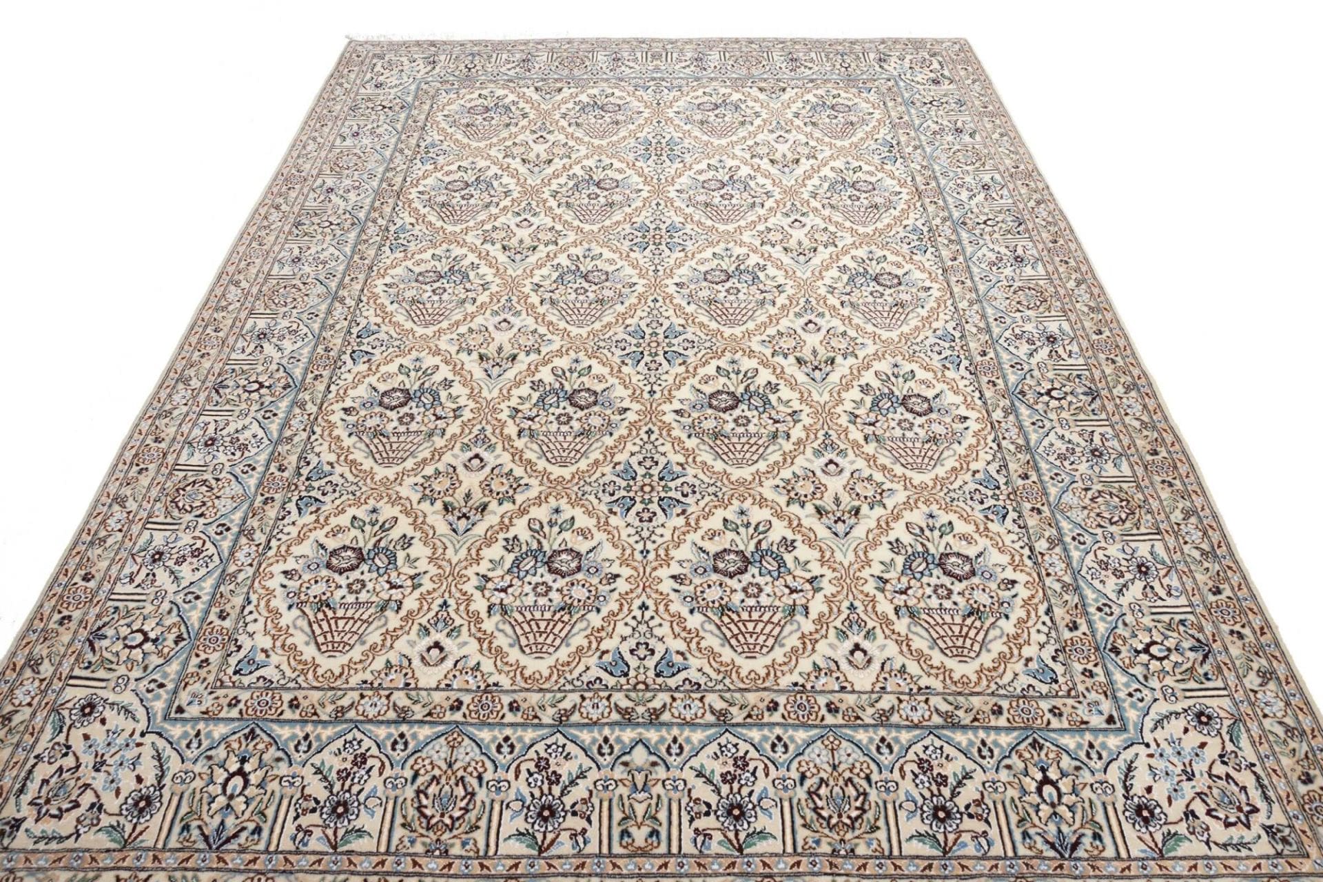 Nain Perserteppich 207 × 302 cm aus Wolle, handgeknüpft
