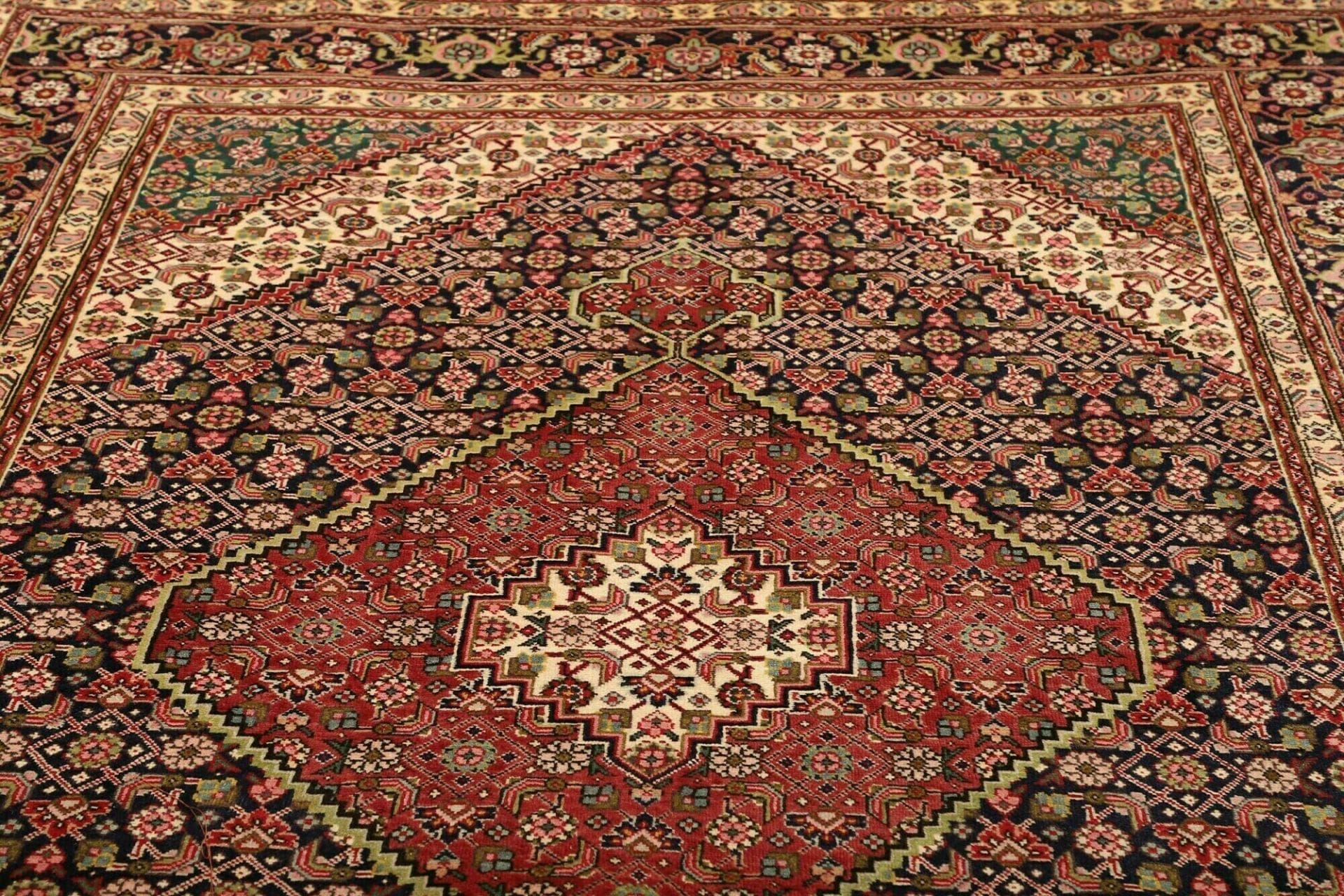 Täbriz Perserteppich aus Iran, 203 × 303 cm